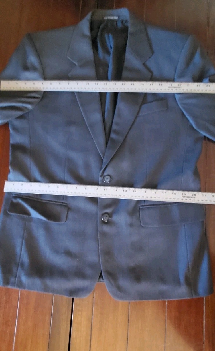 Alan Italy Custom Tailored Wool and Cashmere Blend 2 Pc. Suit Excellent