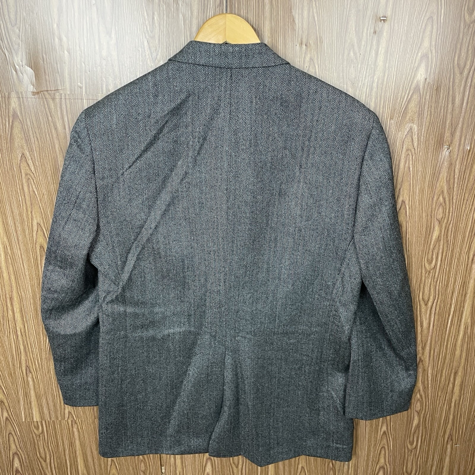 Lauren Ralph Lauren Sport Coat Mens 42L Gray Herringbone Tweed Wool Two Buttons