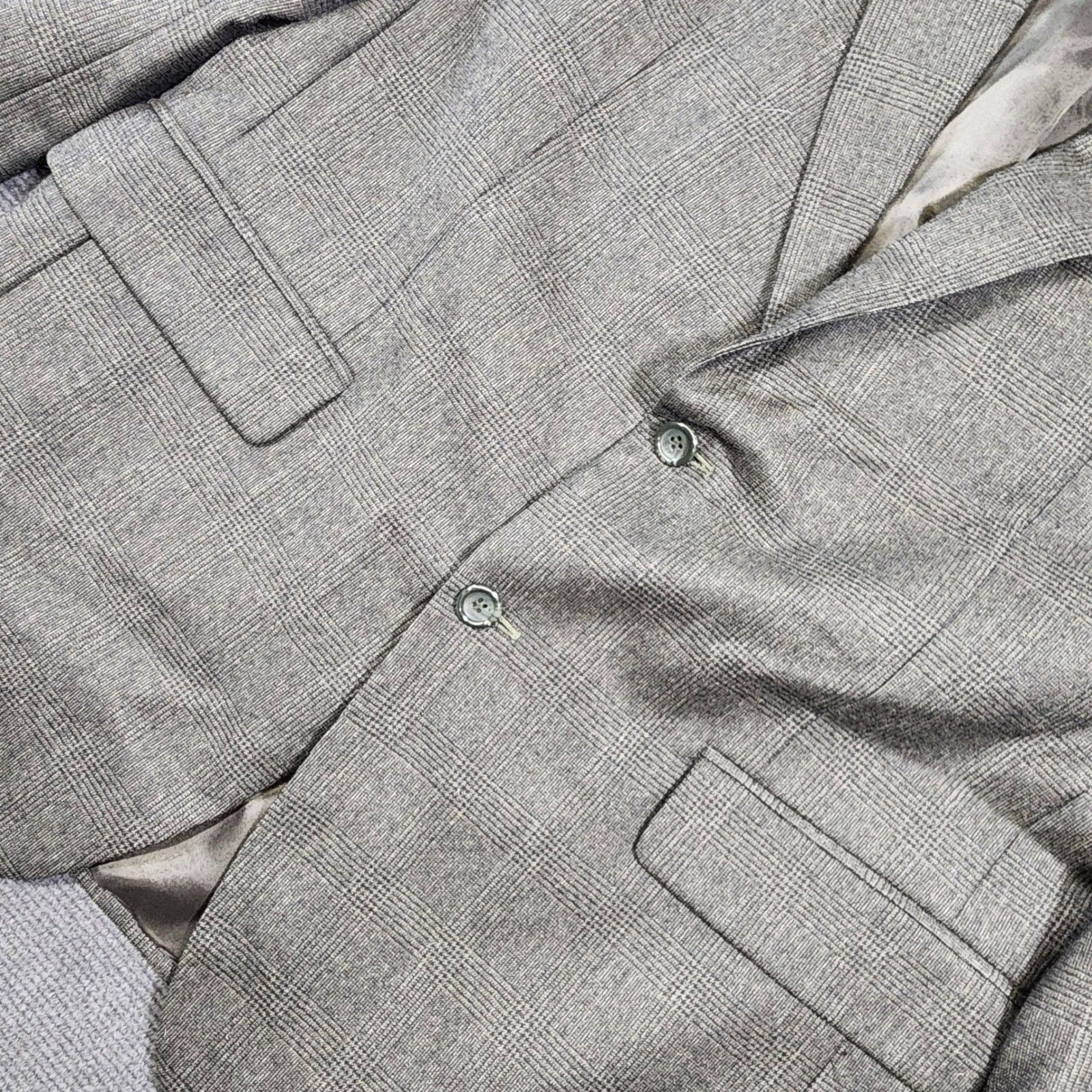 Jos. A. Bank 2 Piece Suit Mens 43R Gray Glen Plaid Two Button Pleated Business
