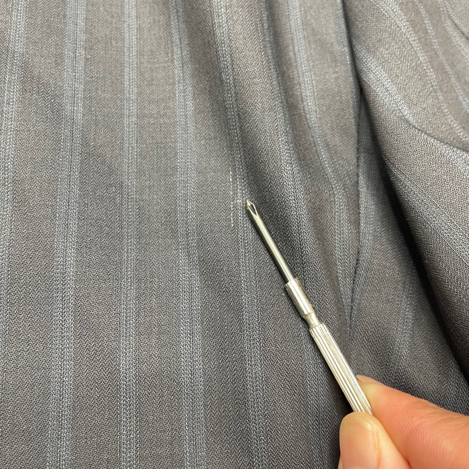 Canali Proposta Mens Grey Pinstripe Wool Double Breasted Blazer 44L US – 56L IT
