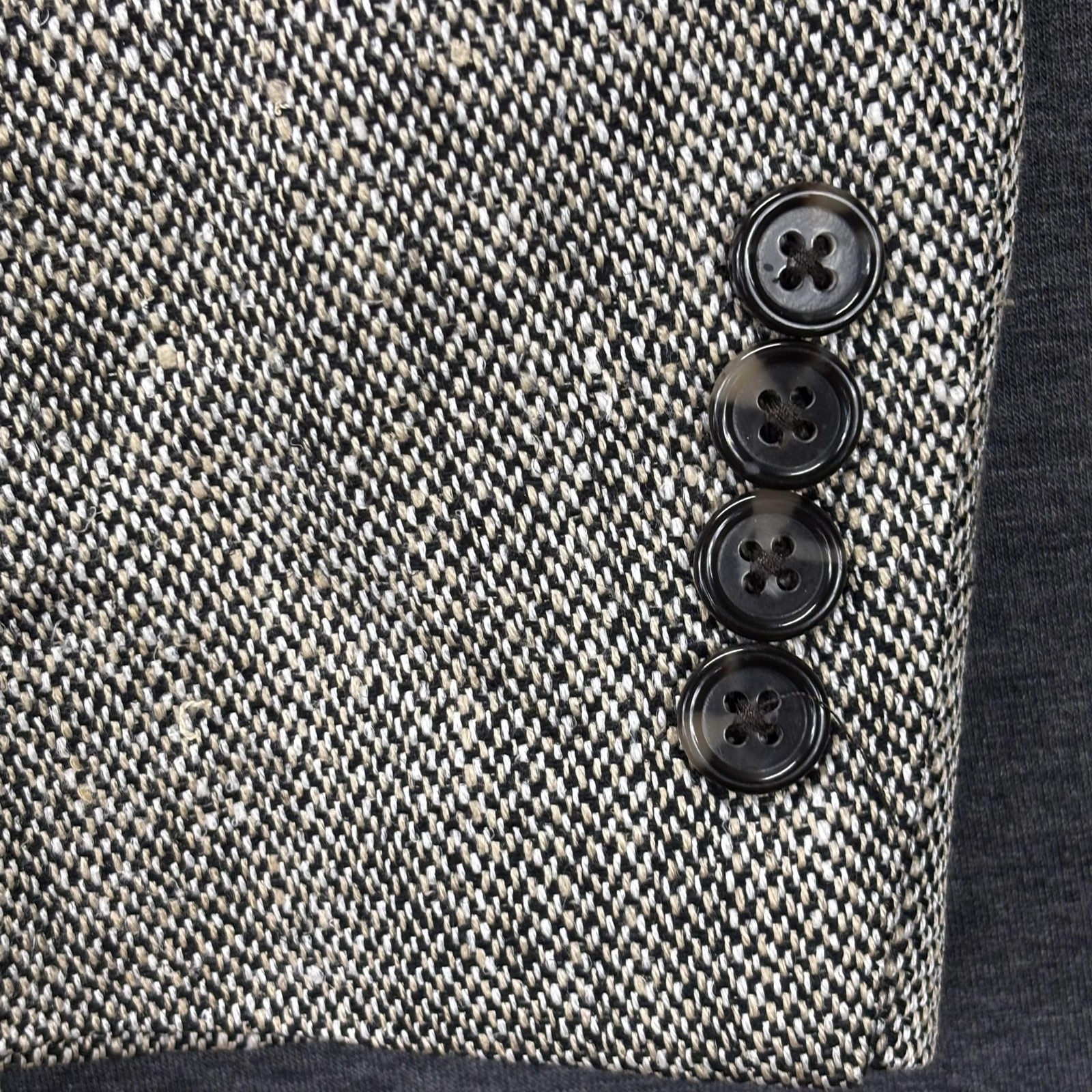 Jos A Bank Blazer Mens 40R Gray Herringbone Silk Tweed Vented Sport Coat Jacket