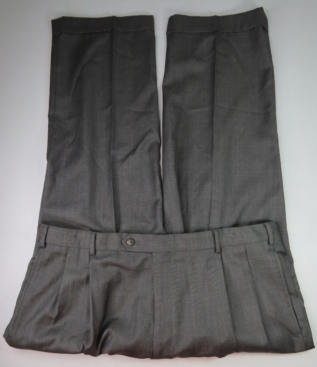 Jos.A.Bank Pure Wool Dark Brown Glen Plaid Two Piece Mens Suit 40×29 44 R