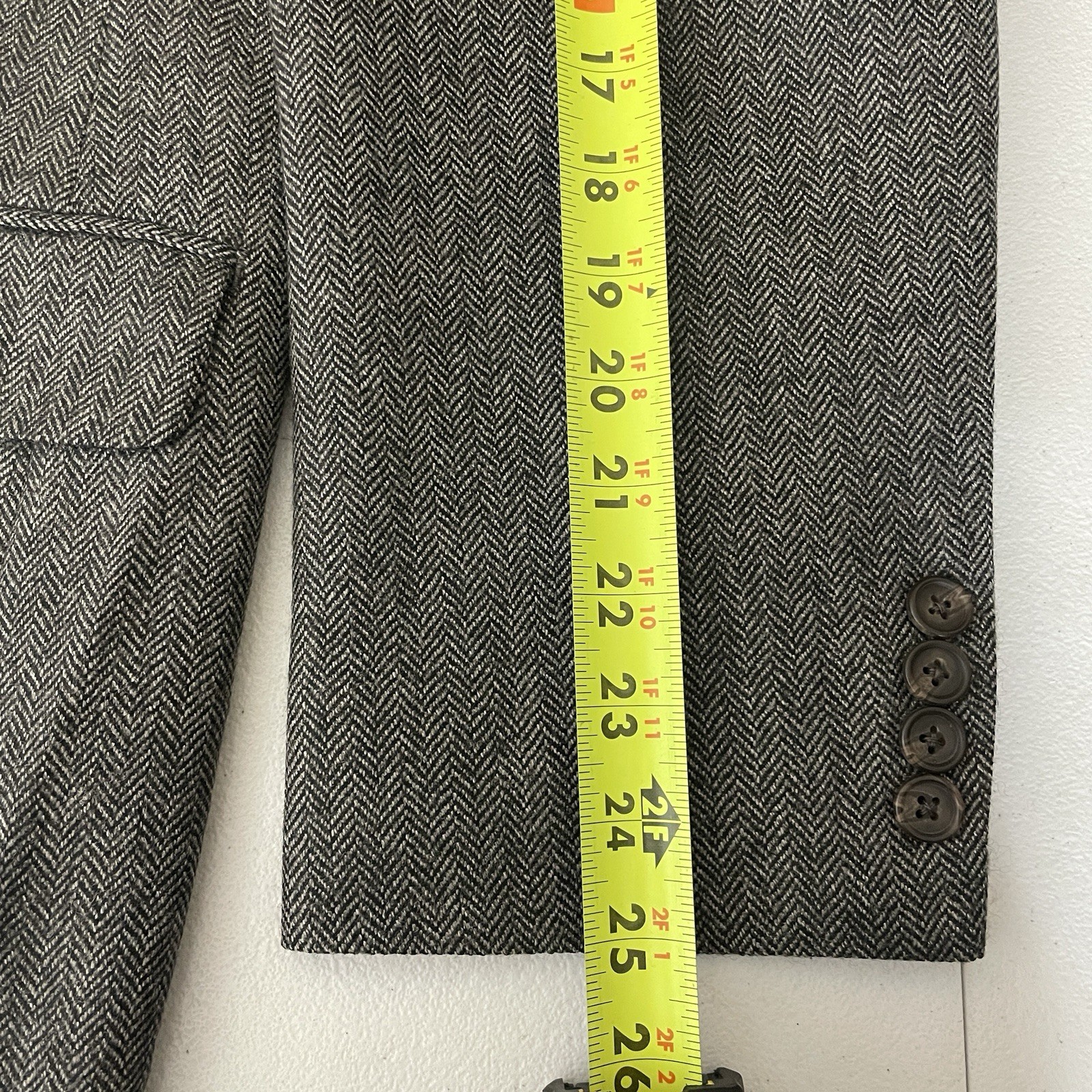 Lauren Ralph Lauren Sport Coat Mens 42L Gray Herringbone Tweed Wool Two Buttons