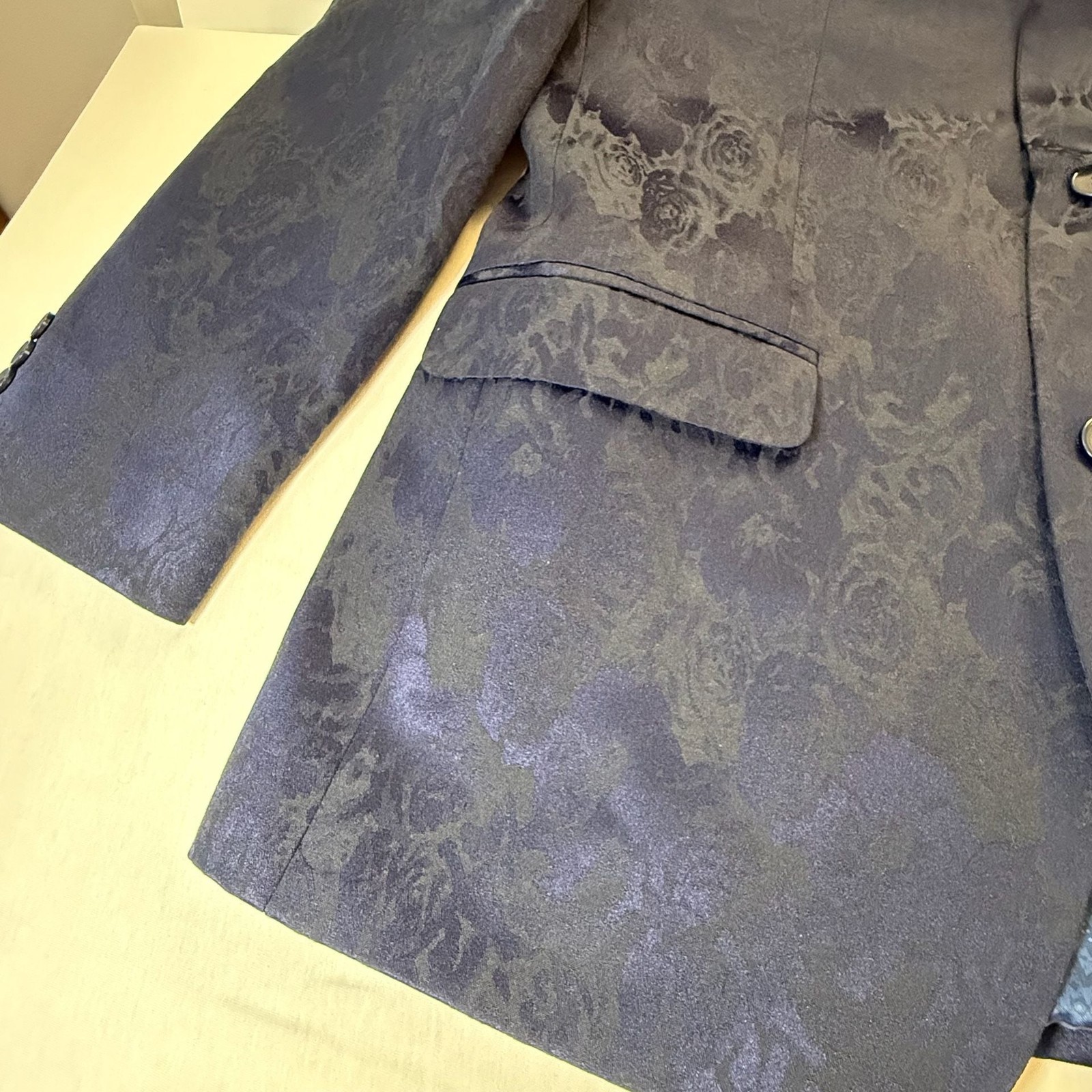Van Heusen Studio Navy Blue Floral Jacquard Tuxedo Blazer with Satin Lapels