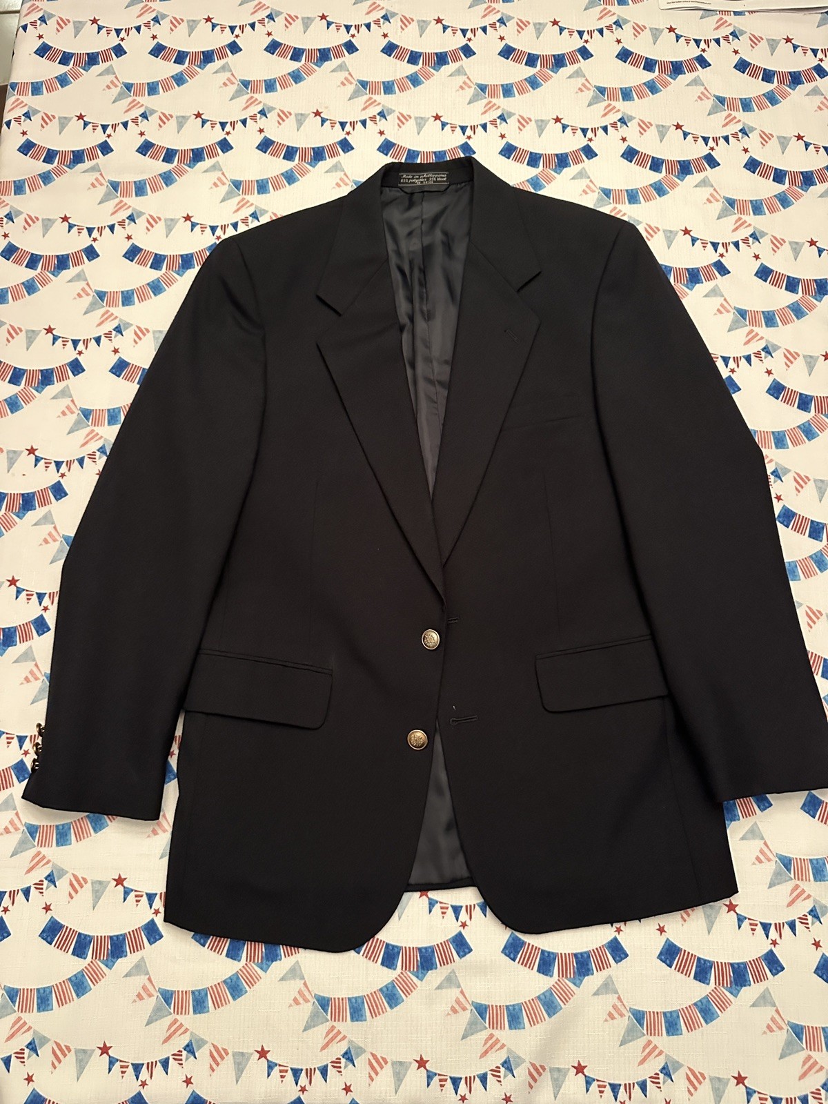 Bert Pulitzer Navy blue blazer with gold buttons ~ Size 39R