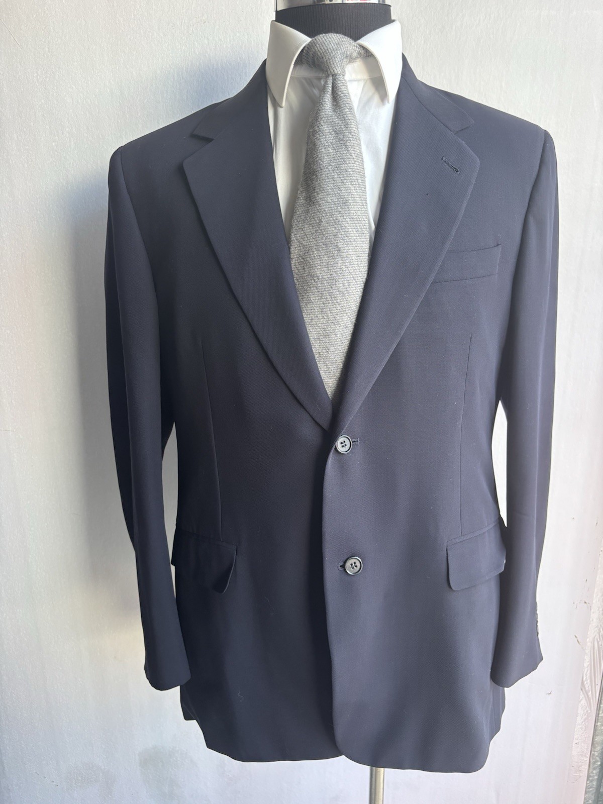 ⭐️ CANALI NAVY BLUE WOOL CREPE SUIT 40 / 50 REGULAR ⭐️