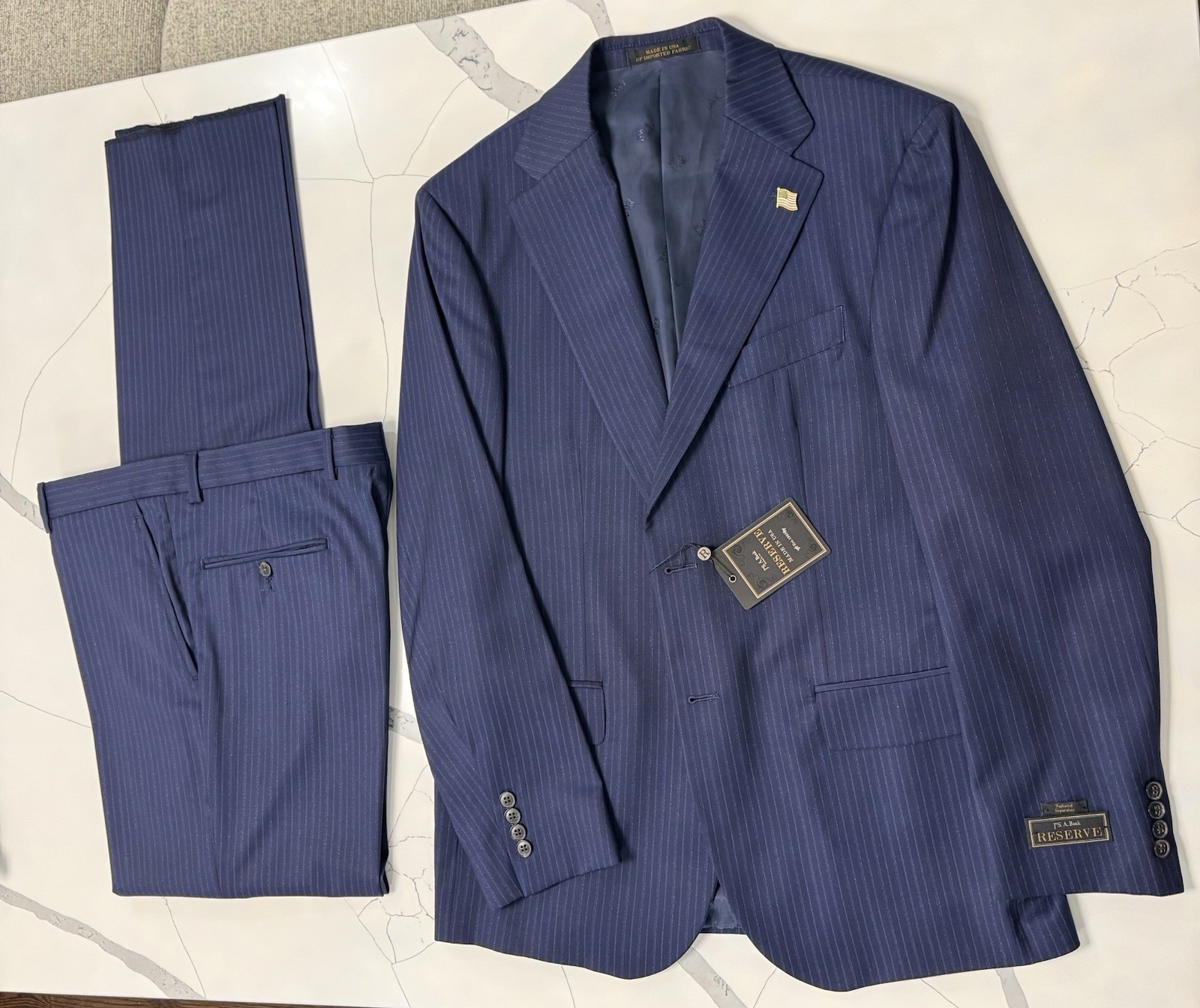 MADE IN USA 40R/34W LUXURY ITALIAN FABRIC – Jos. A. Bank Reserve- BLUE STRIPES
