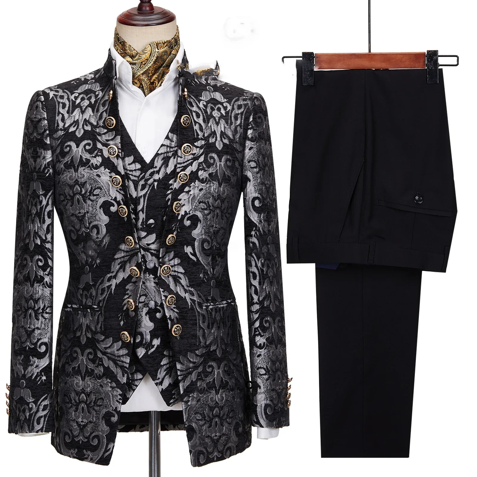 Floral Jacquard Men’s Suit For Wedding Groom Tuxedo Stand Collar Formal 3 Pieces