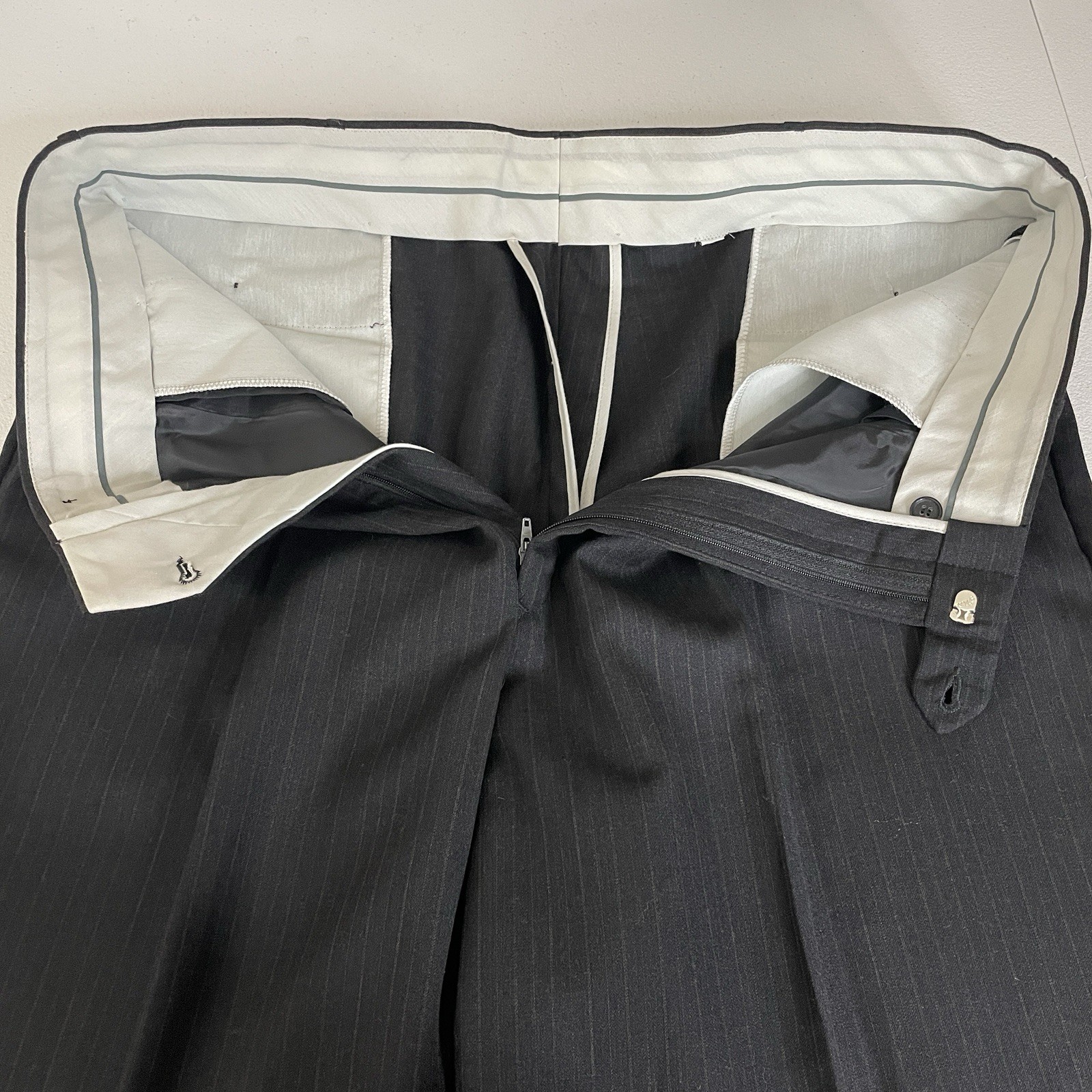 Andrew Fezza 2 Piece Suit Mens 46L 38×32 Brown Striped Wool Double Breasted Peak