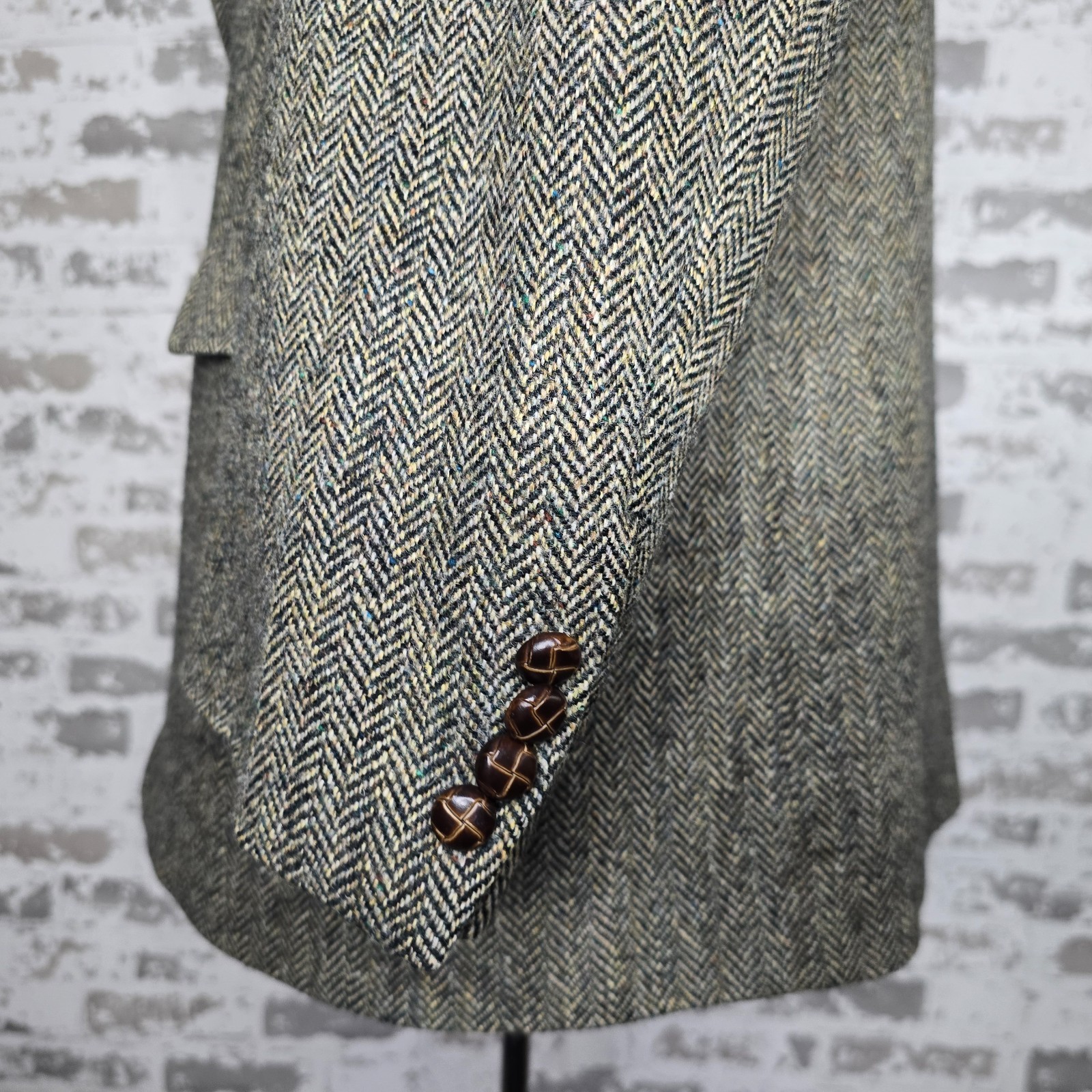Jos A Bank Harris Tweed Blazer Mens 50R Brown Herringbone Hand Woven Center Vent