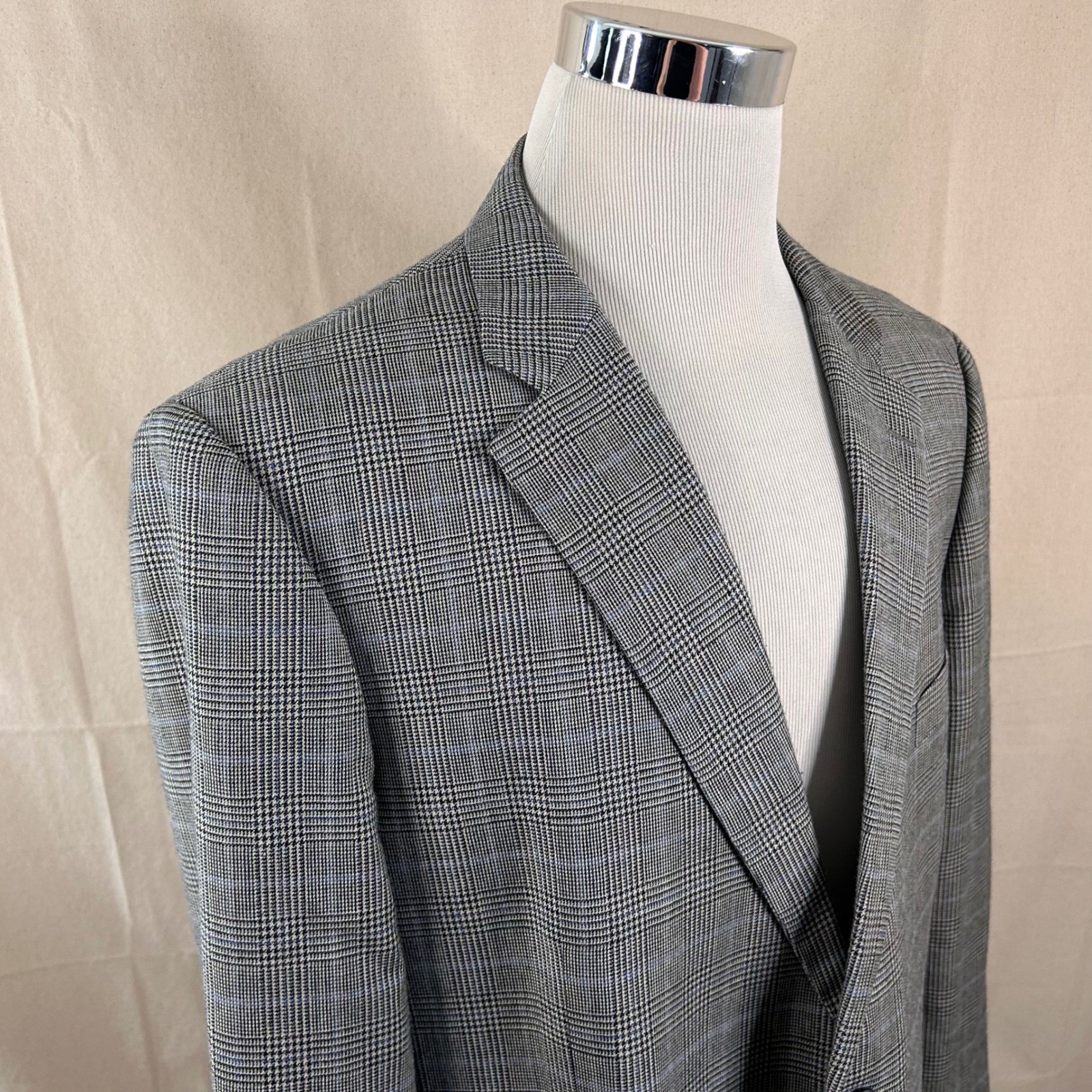 John W. Nordstrom 48L Sport Coat Silk Wool Gray Glen Plaid Two Button Vented