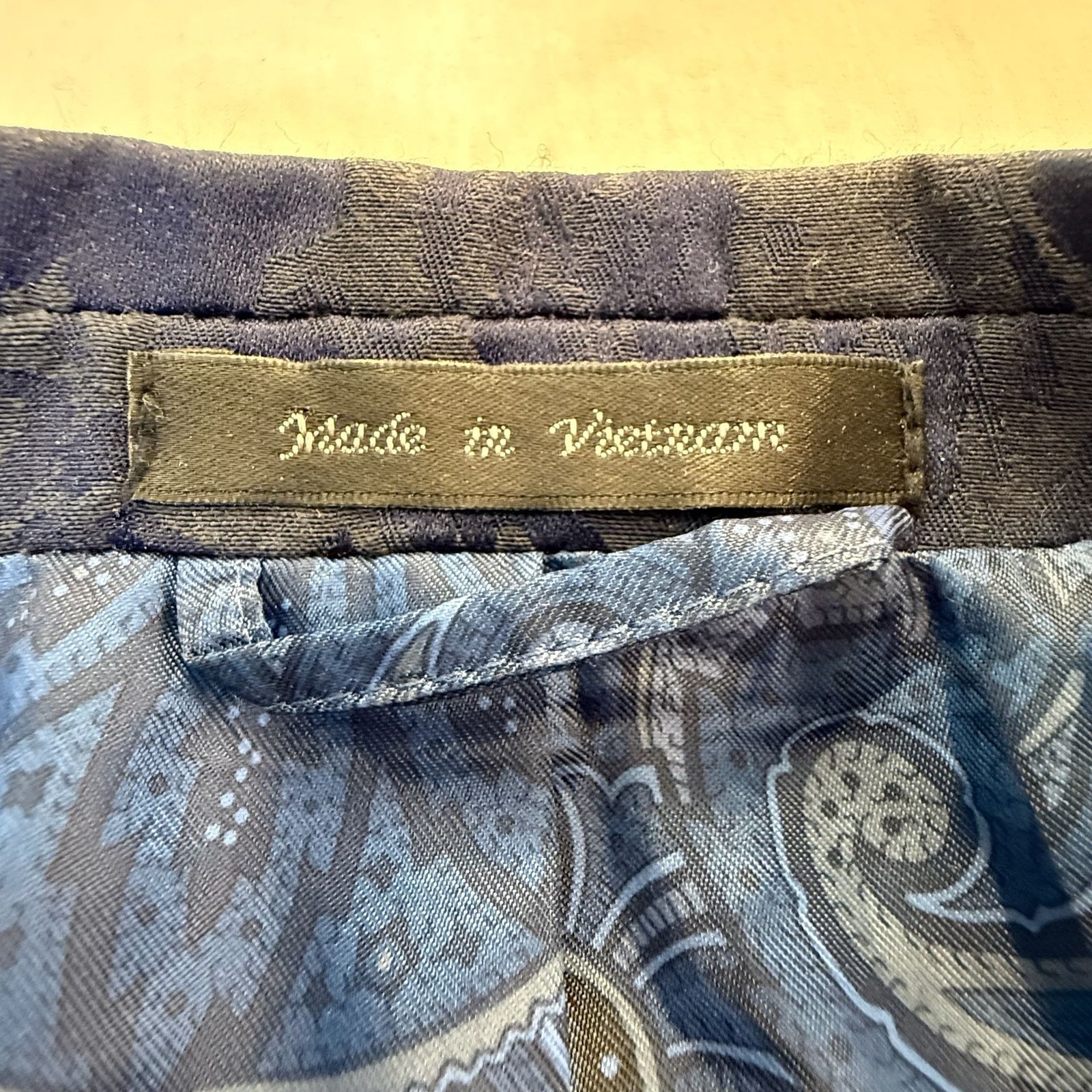 Van Heusen Studio Navy Blue Floral Jacquard Tuxedo Blazer with Satin Lapels