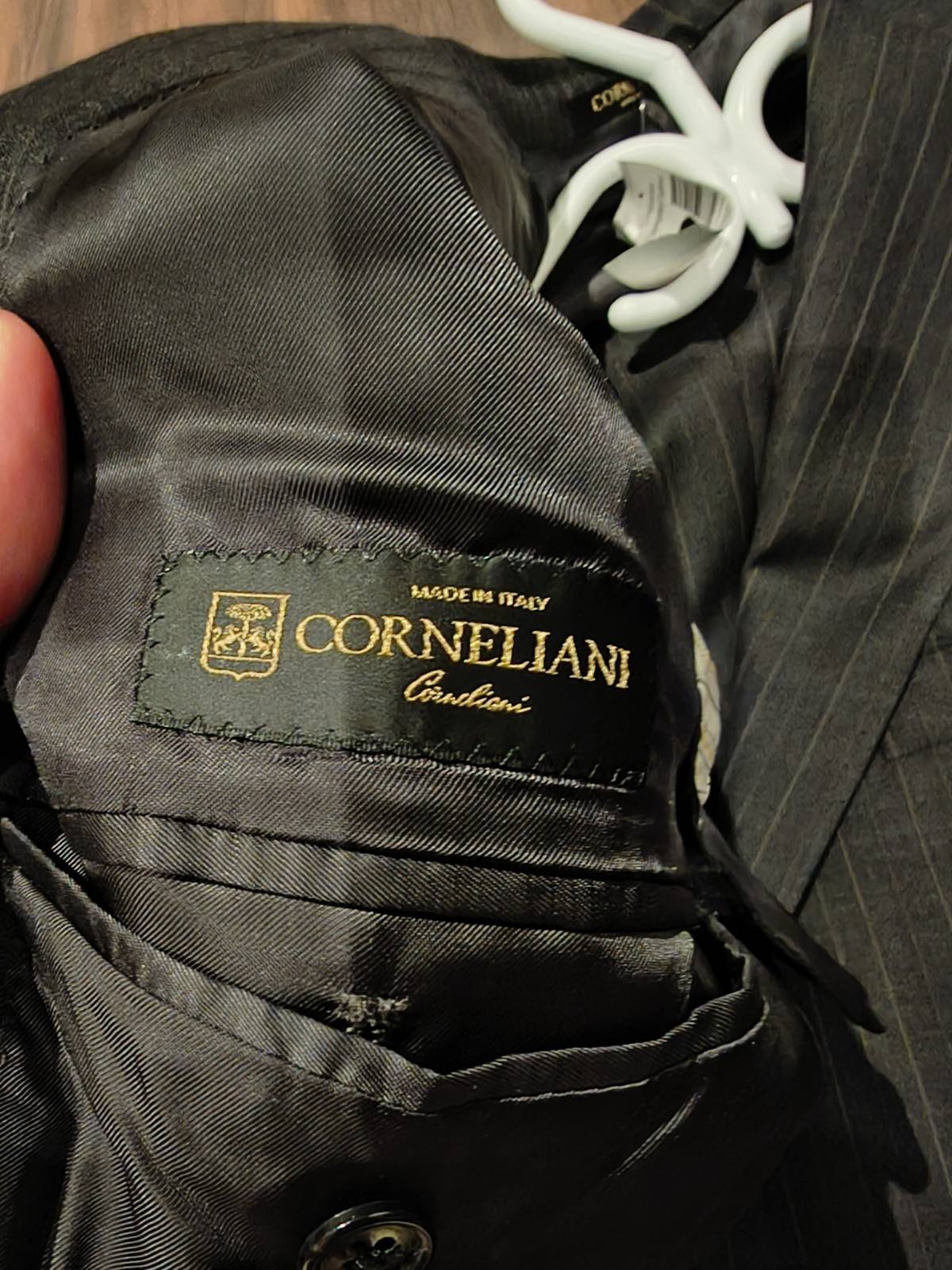 Corneliani 2-Piece Wool Suit Grey Size 44 R – 7 US | 54 EU | 38 W