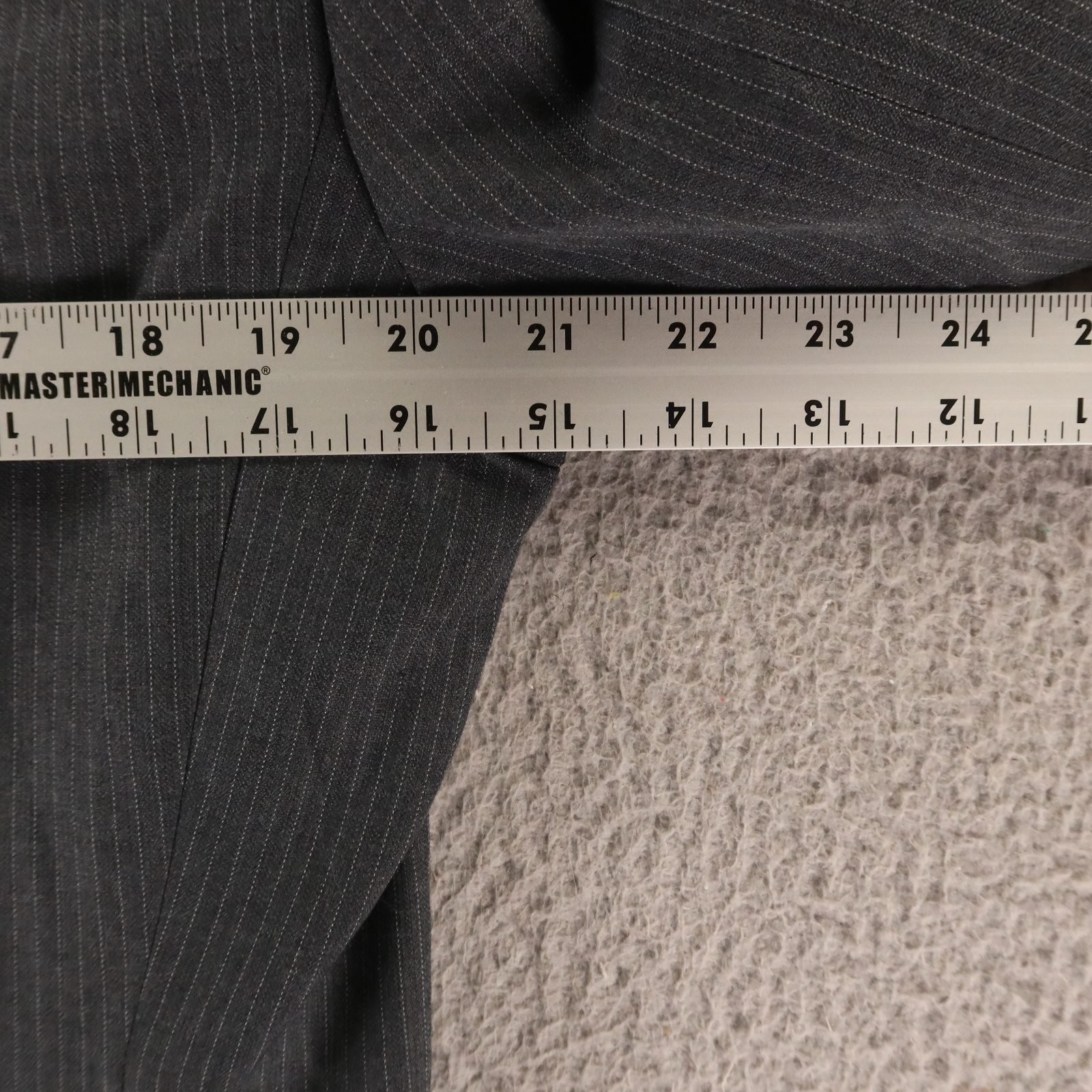 Croft & Barrow Jacket 38R S Gray Pinstripe Polyester Blazer Sport Coat