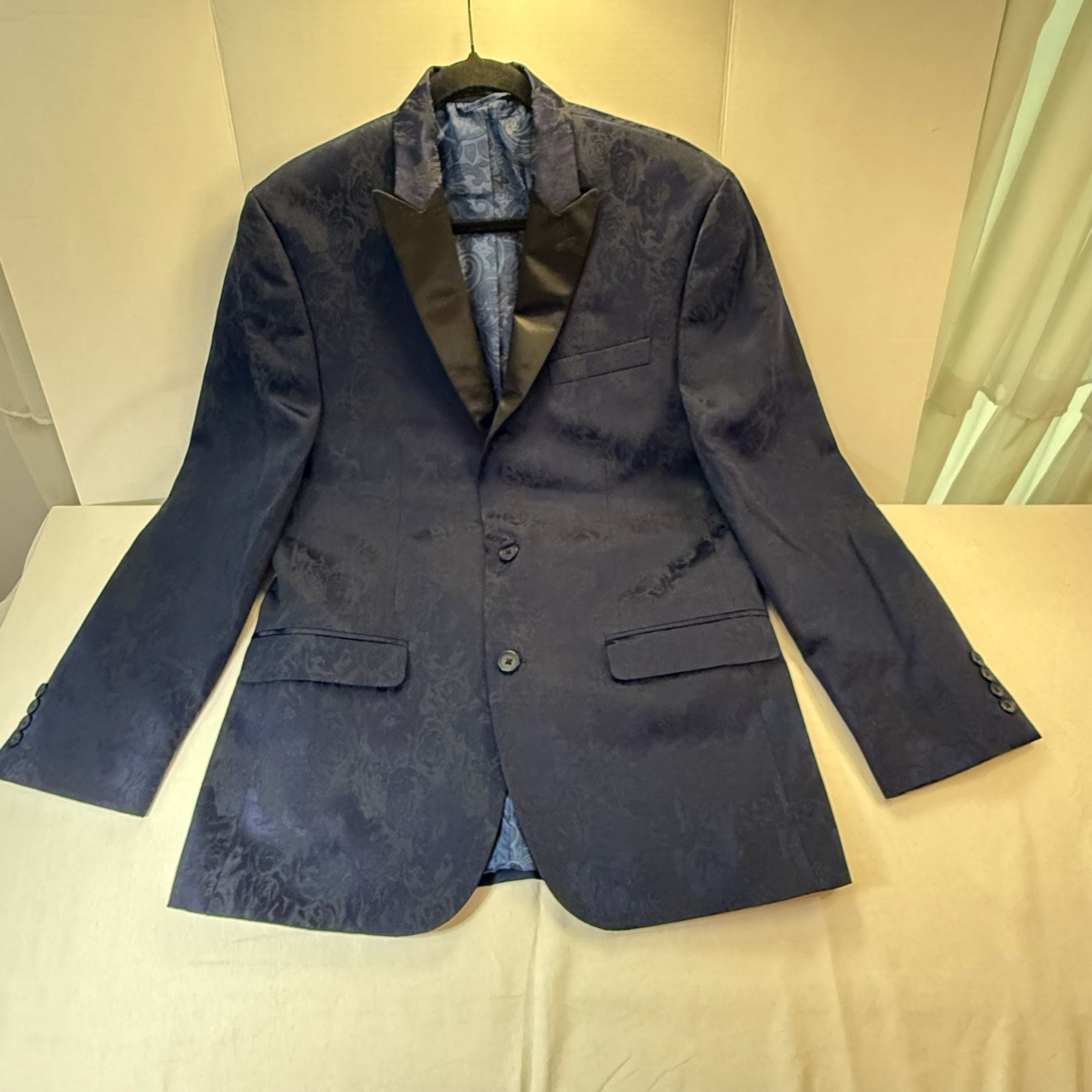 Van Heusen Studio Navy Blue Floral Jacquard Tuxedo Blazer with Satin Lapels