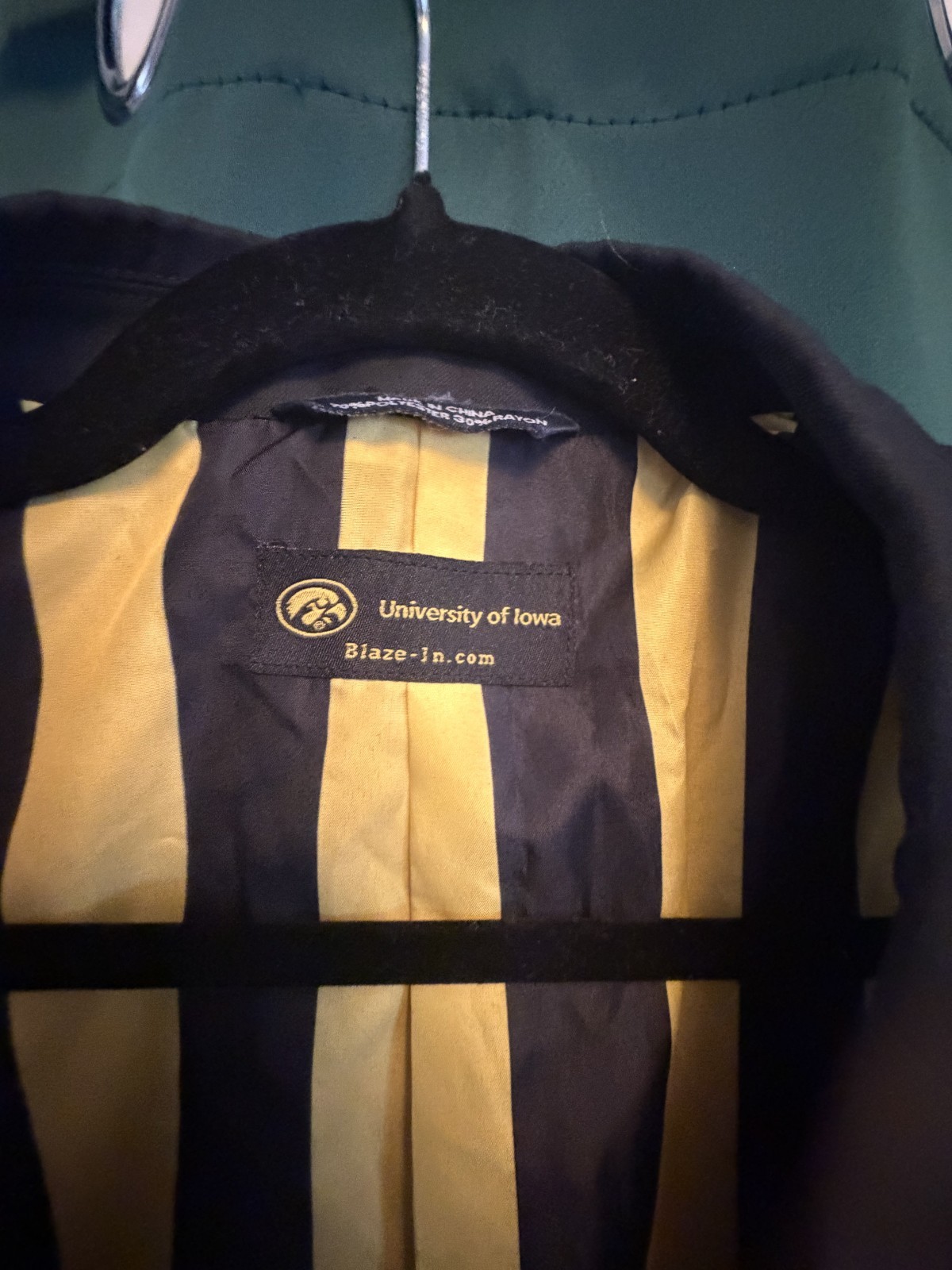 University of Iowa Hawkeyes Blazer Sport Coat Jacket Casual 2 Button Black 44L