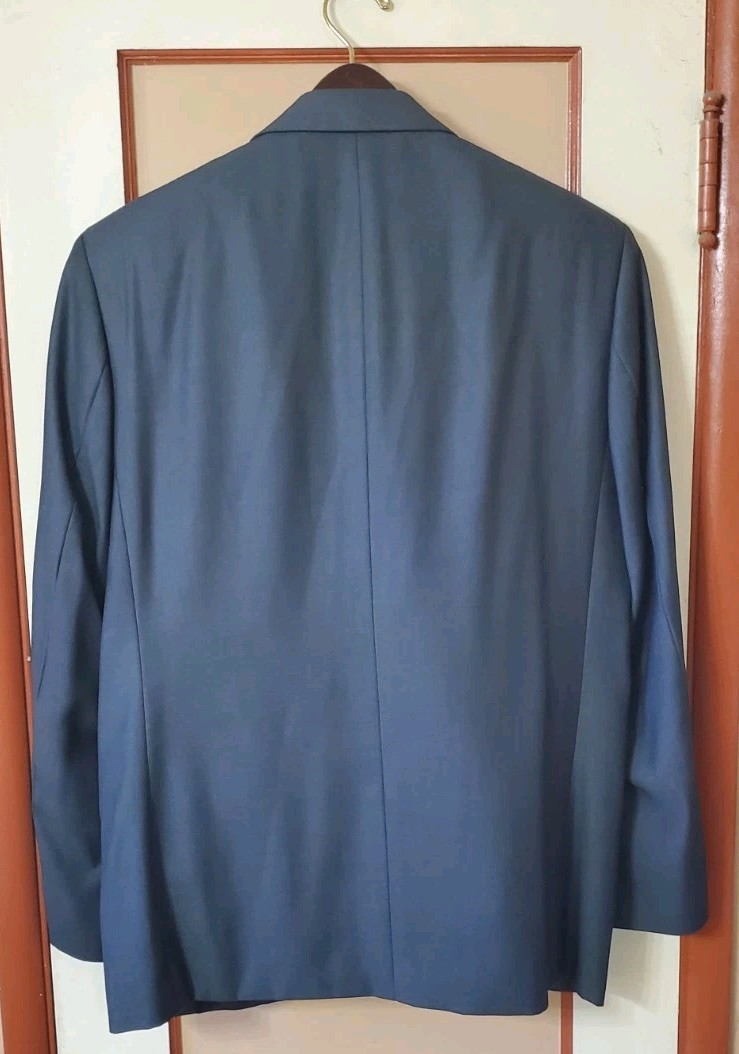 Alan Italy Custom Tailored Wool and Cashmere Blend 2 Pc. Suit Excellent