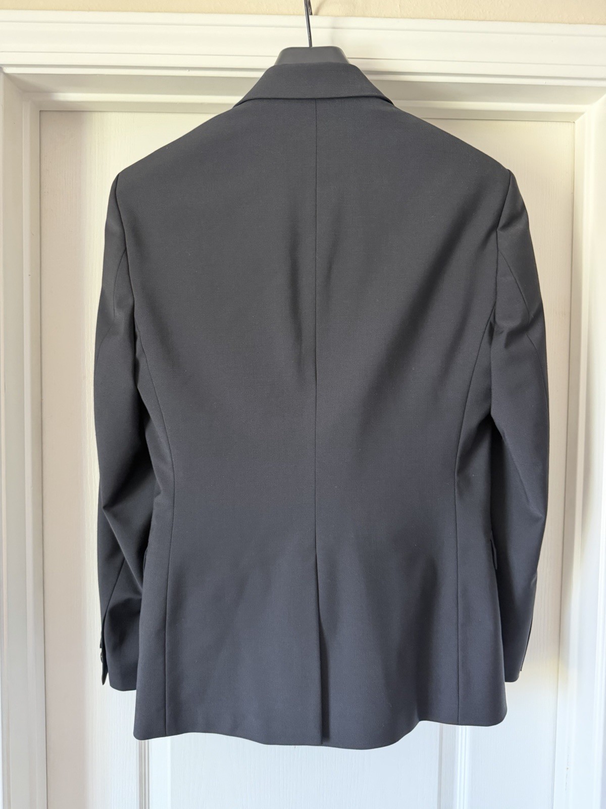 Express Extra Slim Fit Stretch Wrinkle Resistant 2 Piece Black Suit 38S; 31×32