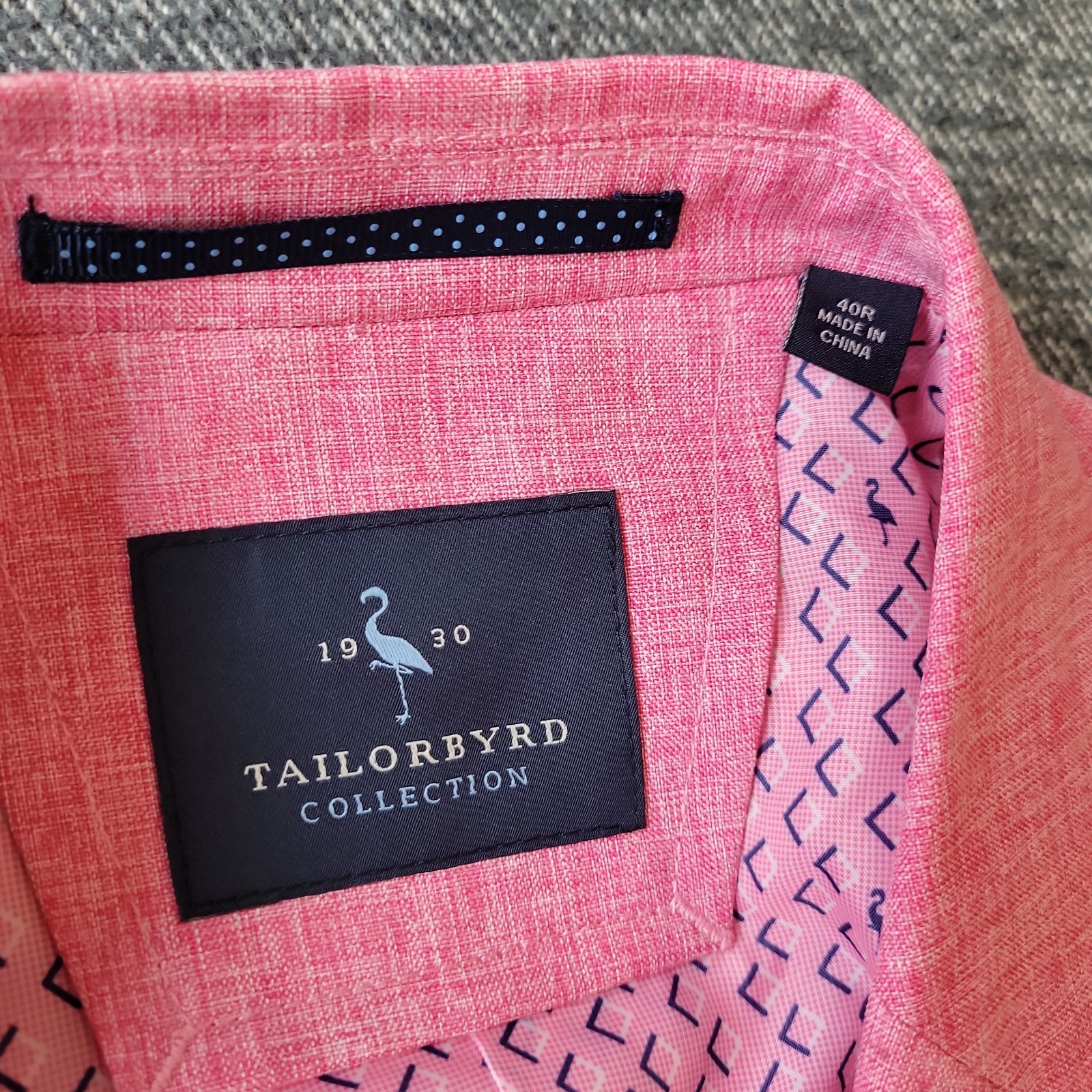 TailorByrd Jacket Men’s 40R Blazer Sport Coat Pink Chambray 2 Button Geometric