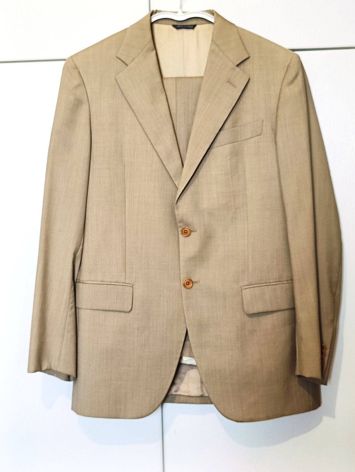 Tombolini Men’s Suit Olive Beige – Superfine Merino Wool – Size 50 Mint Condition!