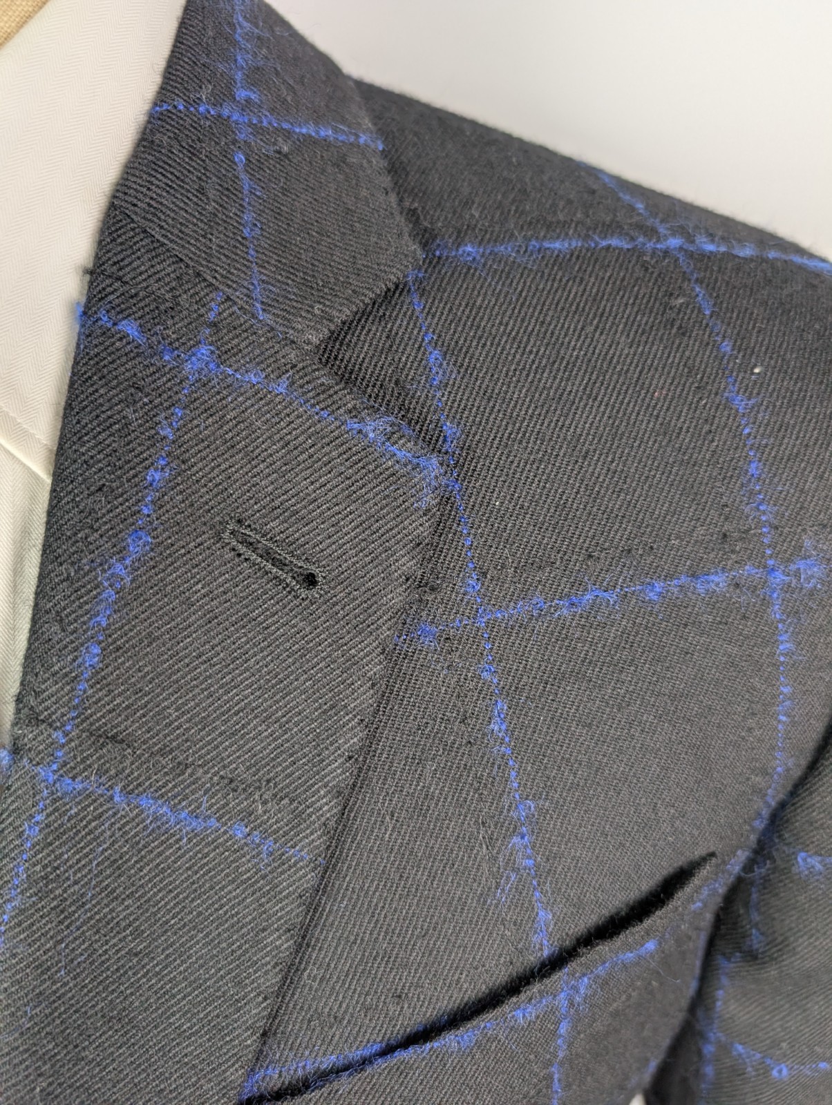 NWT ARMANI COLLEZIONI Sport Coat Black Blue Check Dual Vent Sz 56R IT 46R US