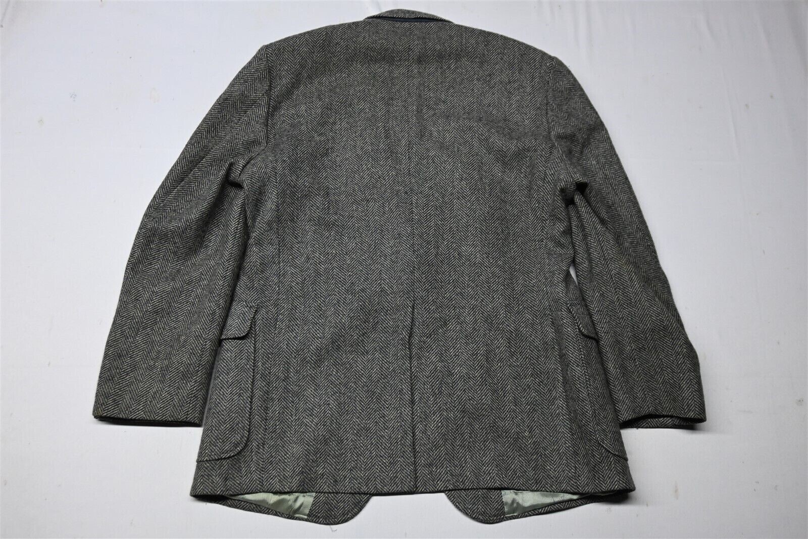 Vtg Haggar 44R Gray Herringbone Tweed Wool Mens Blazer Sport Coat Jacket