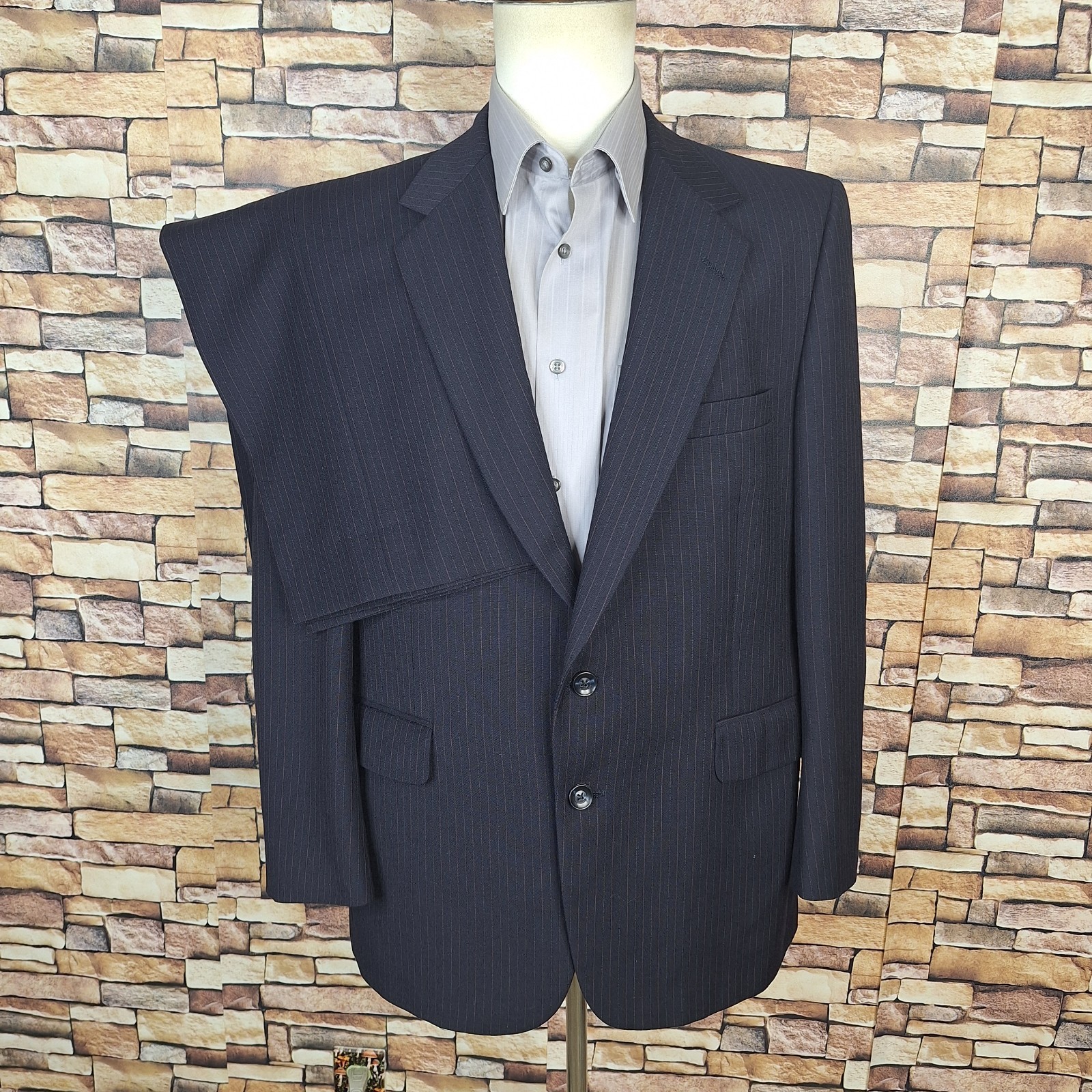 Halston Suit 2 Piece Mens 42R Trousers 36X29 Navy Multicolor Stripe VTG