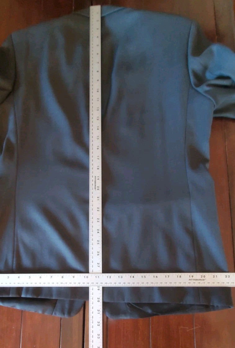 Alan Italy Custom Tailored Wool and Cashmere Blend 2 Pc. Suit Excellent