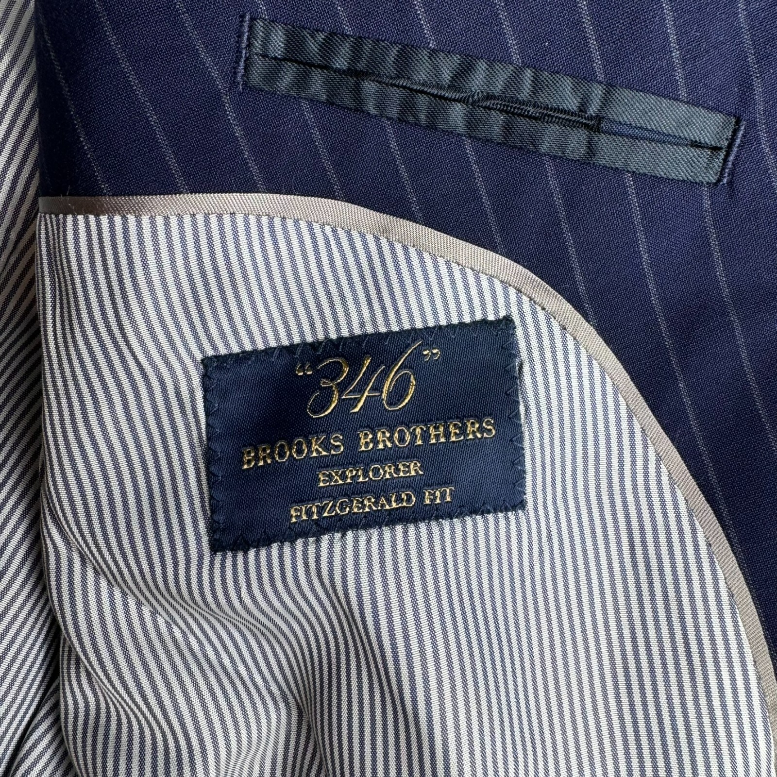 Brooks Bros Explorer Jacket Blazer Sz 46 46R Navy Blue Stripe Fitzgerald Wool