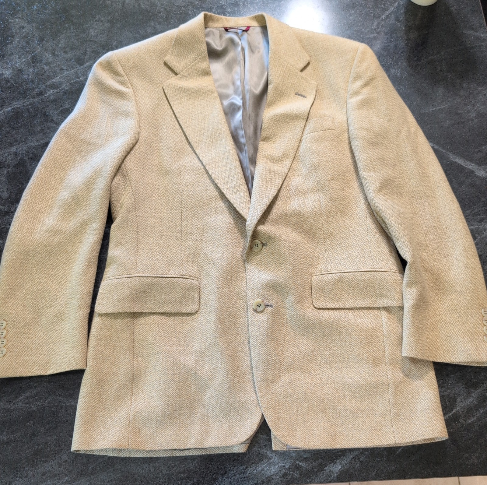 Jos A Bank Executive Beige Kent Blazer Sz 40R Herringbone Wool Silk Linen