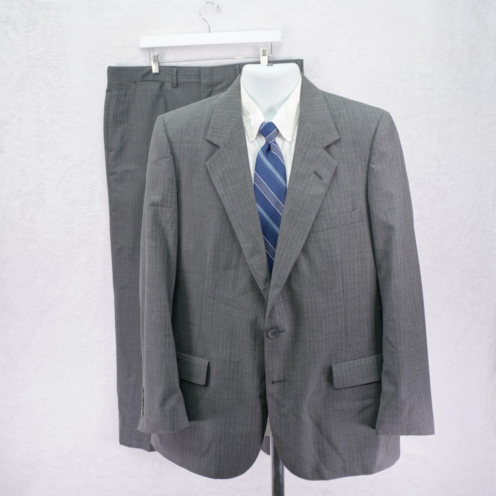 Lanvin Wool 2 Piece Suit Gray Striped -40R 39 / 30- Mid Rise Flat Front Pants