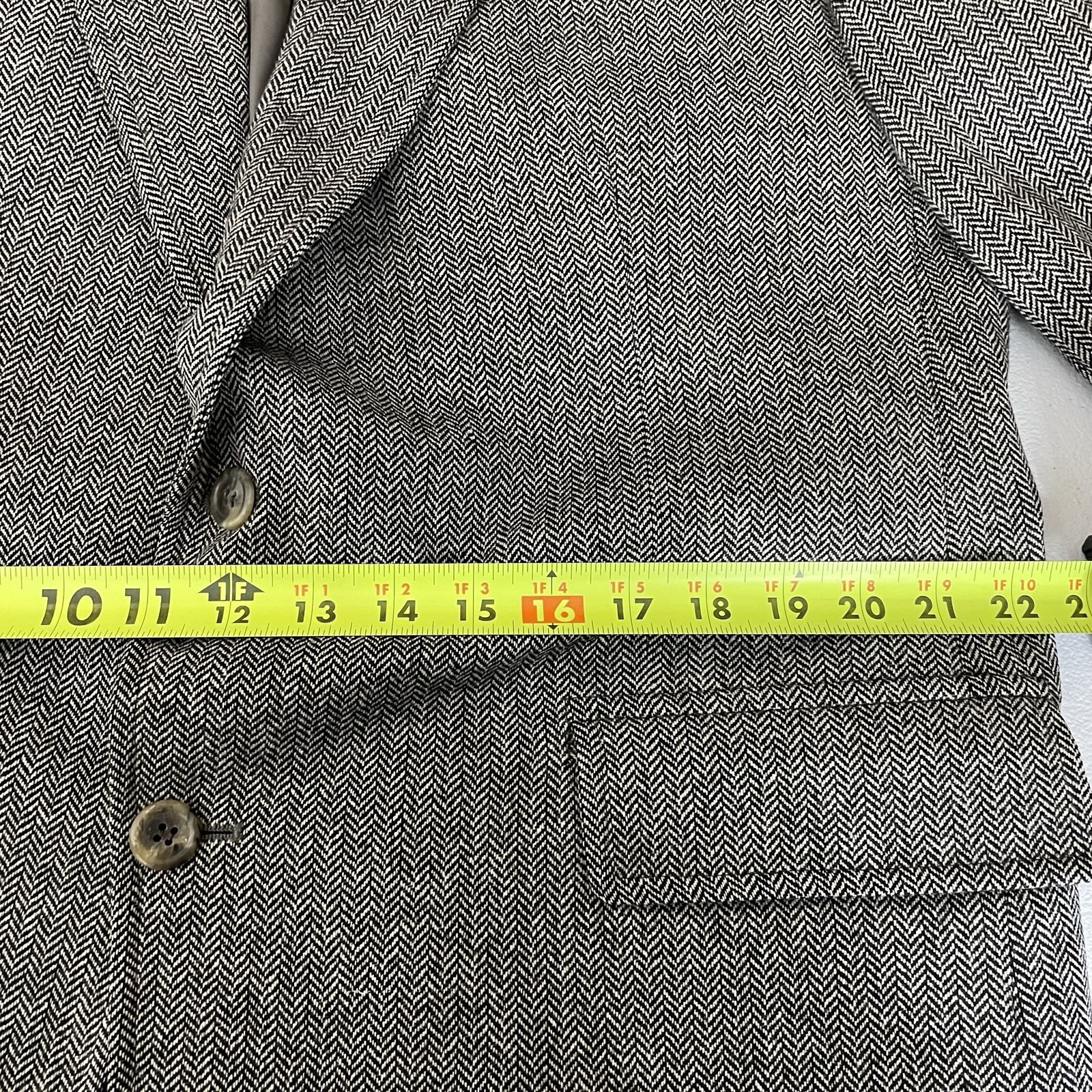 Brooks Brothers Sport Coat Mens 44R Gray Brown Herringbone Pure Wool Two Buttons