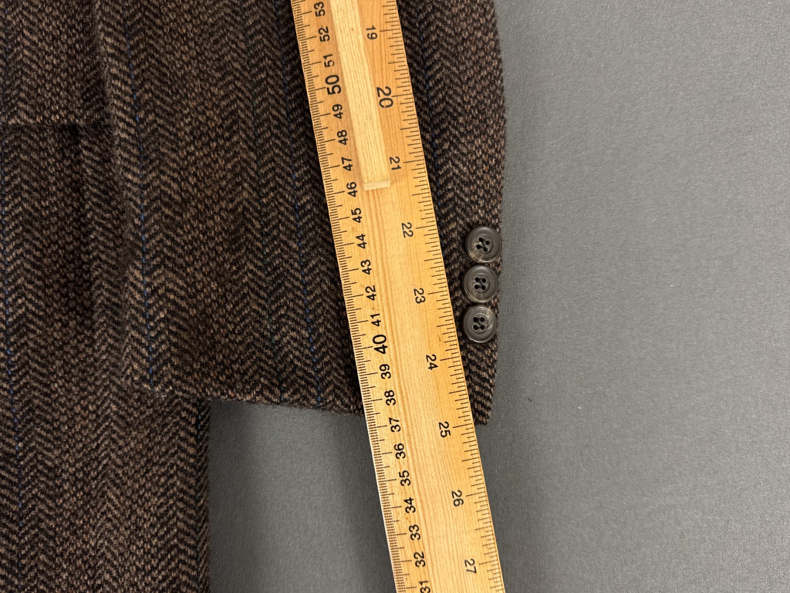 Vintage Dobbshire Customized 41L Wool Tweed Blazer Brown Broken Herringbone