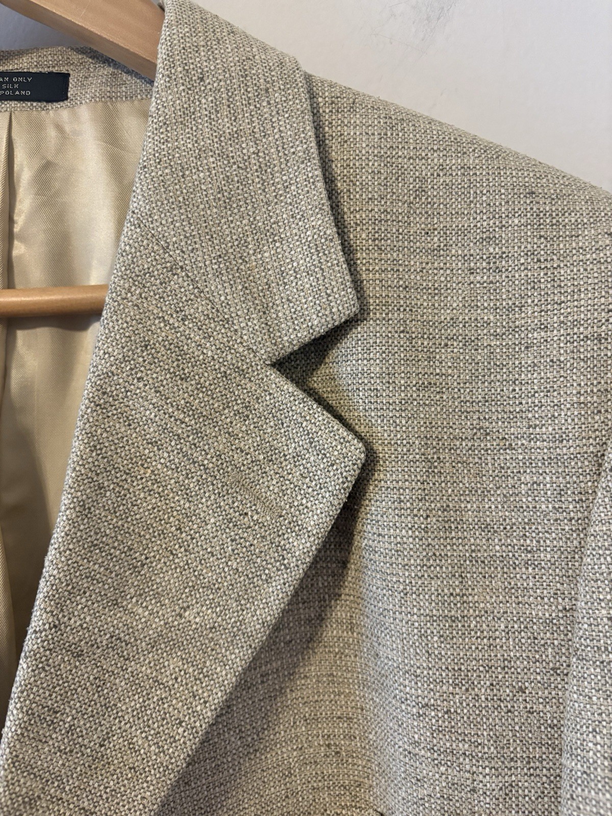English Manor 100% Silk Tweed Sport Coat Jacket Tan 43R Preppy Classic Wedding