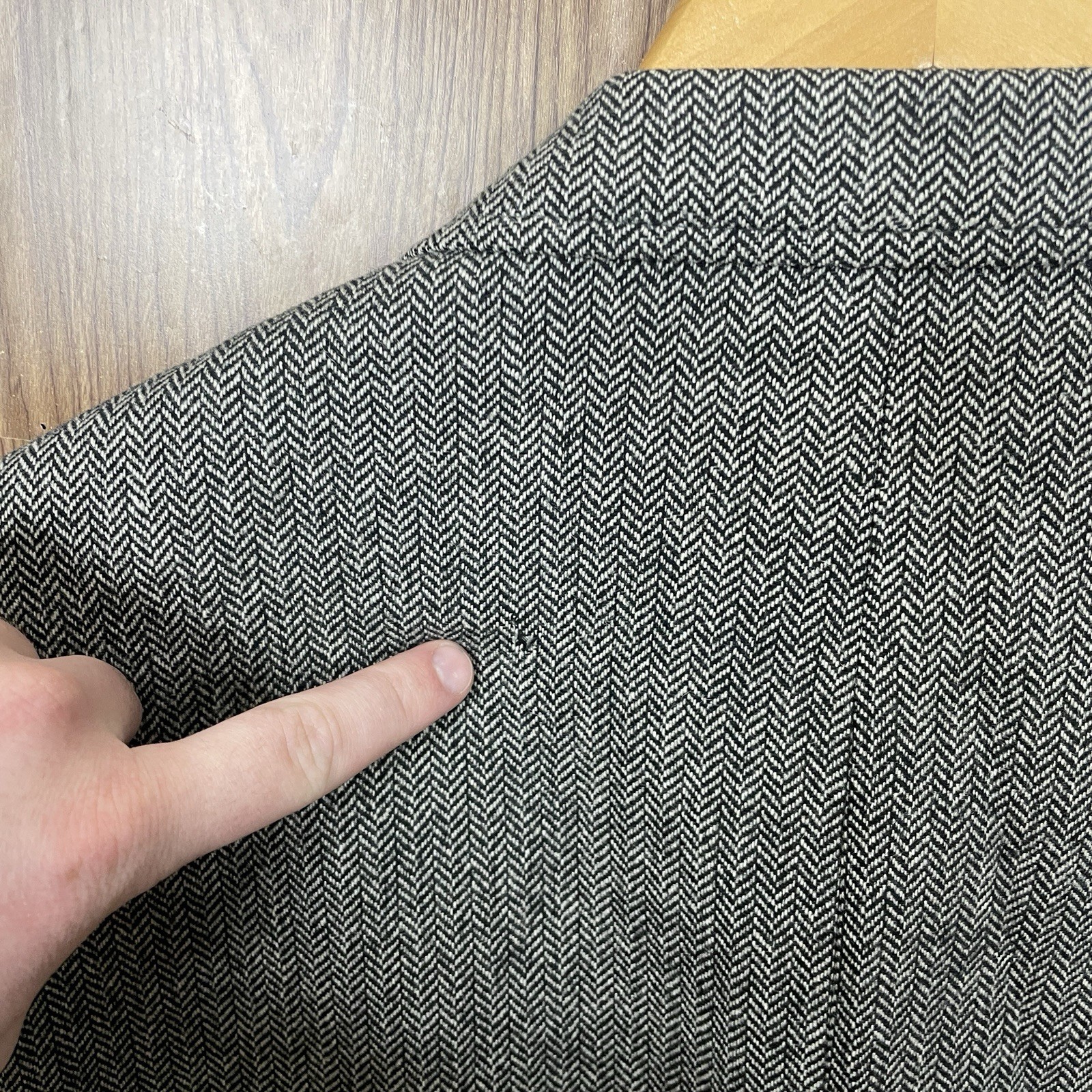 Brooks Brothers Sport Coat Mens 44R Gray Brown Herringbone Pure Wool Two Buttons