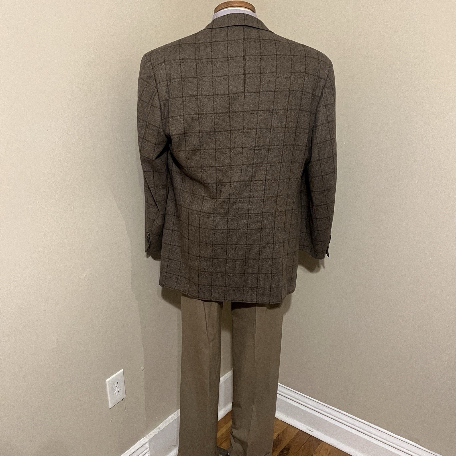 Corneliani Wool Cashmere Blazer Brown Tan Windowpane 46L