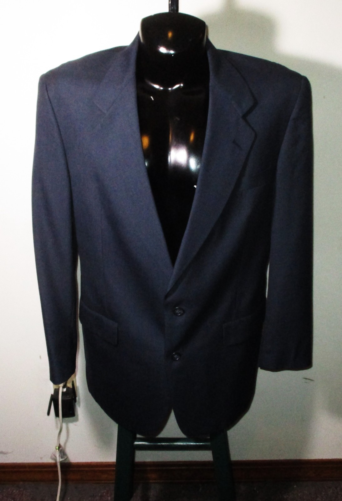 HART SCHAFFNER MARX Blue Wool 2 Pc Suit Men’s Size 44 Long, 39X30/32