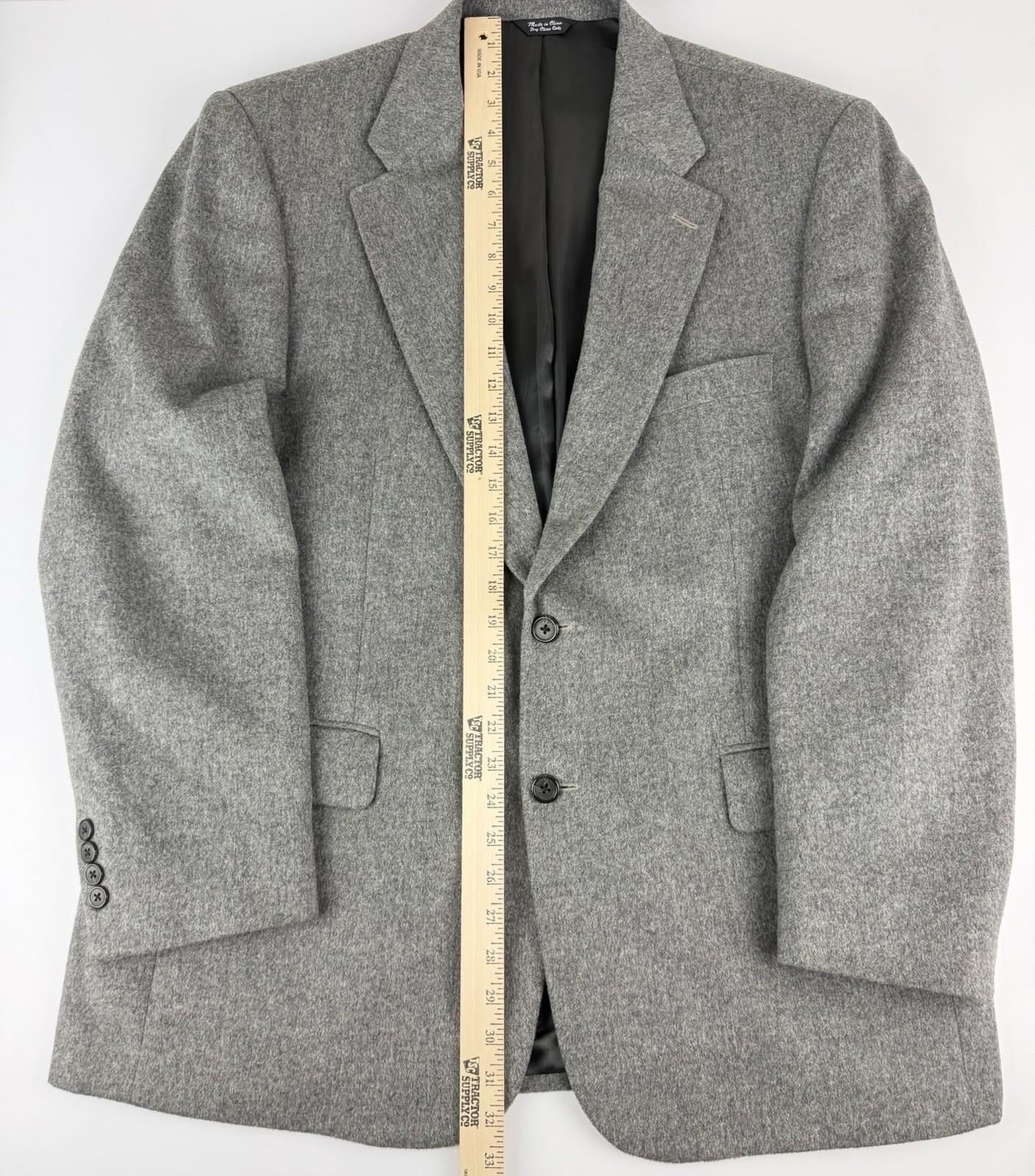 Bill Blass Men’s 44R 100% Camel Hair Blazer Sport Coat Light Gray B1002