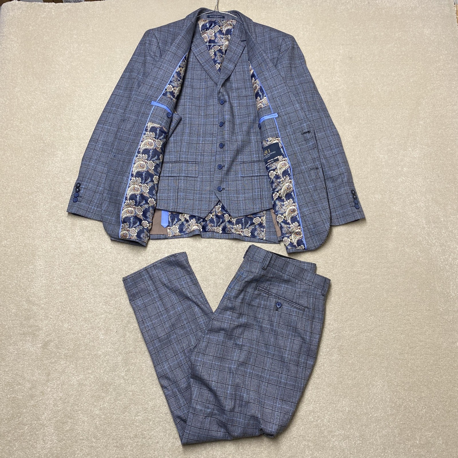 Sawyers & Hendricks 3 Piece Suit Men’s 44S Blazer 38S Trousers Grey Blue Check