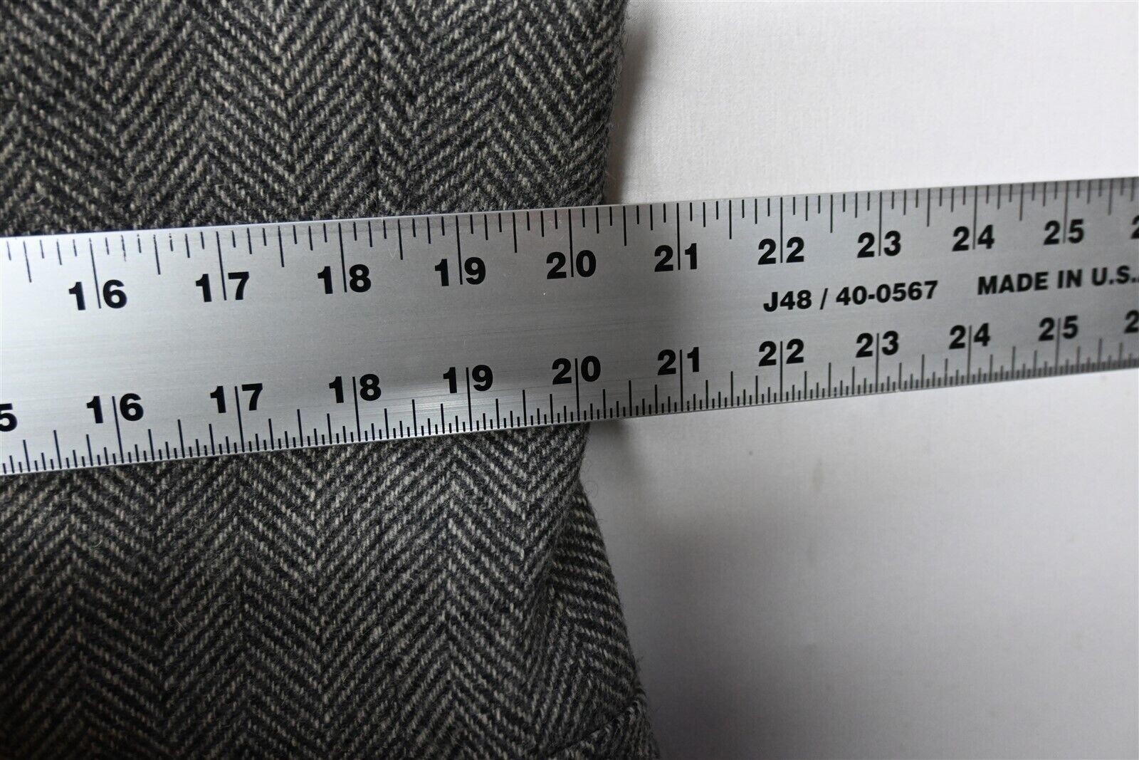 Vtg Haggar 44R Gray Herringbone Tweed Wool Mens Blazer Sport Coat Jacket