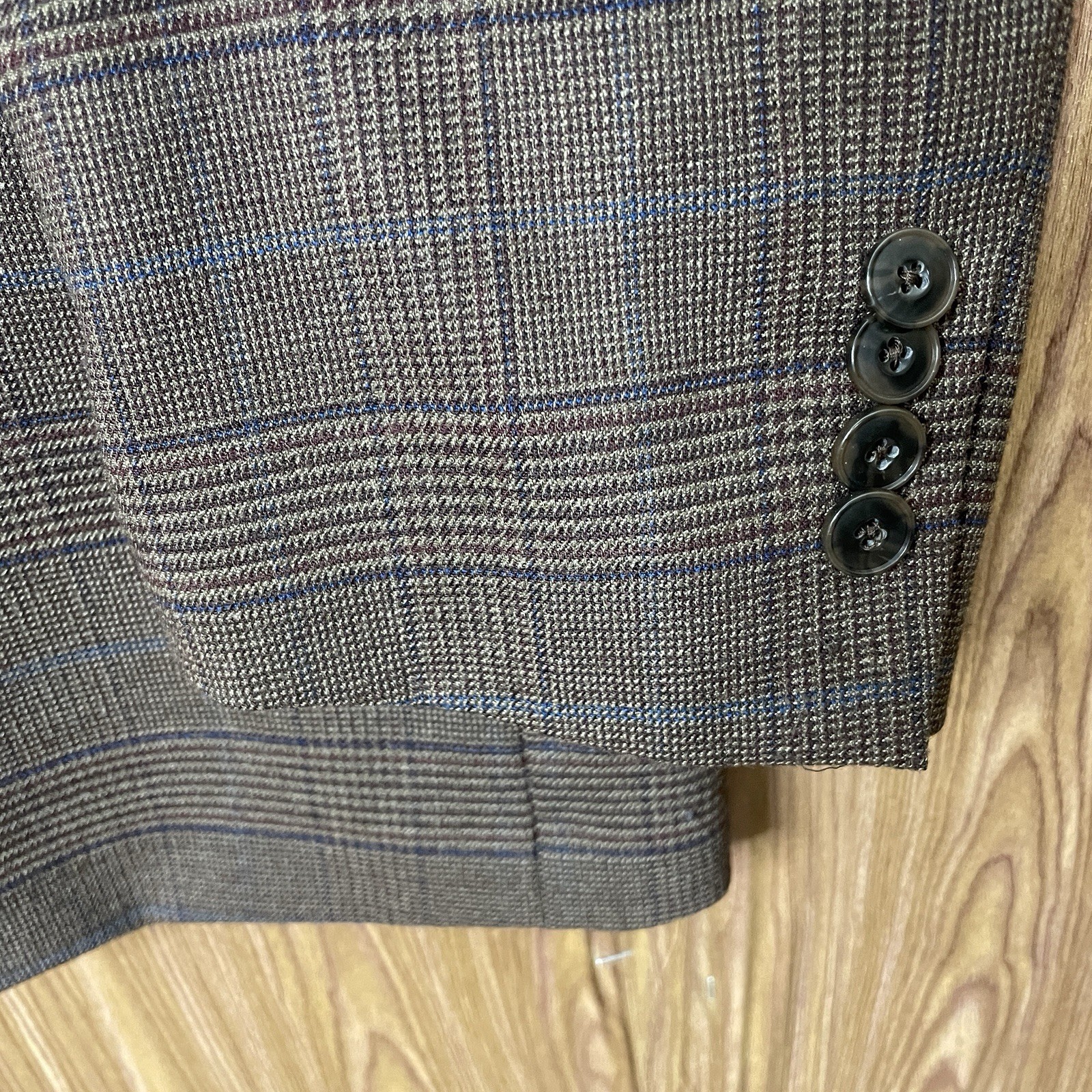 Jos A Bank 1905 Sport Coat Mens 46R Brown Multicolor Plaid Wool Double Vented