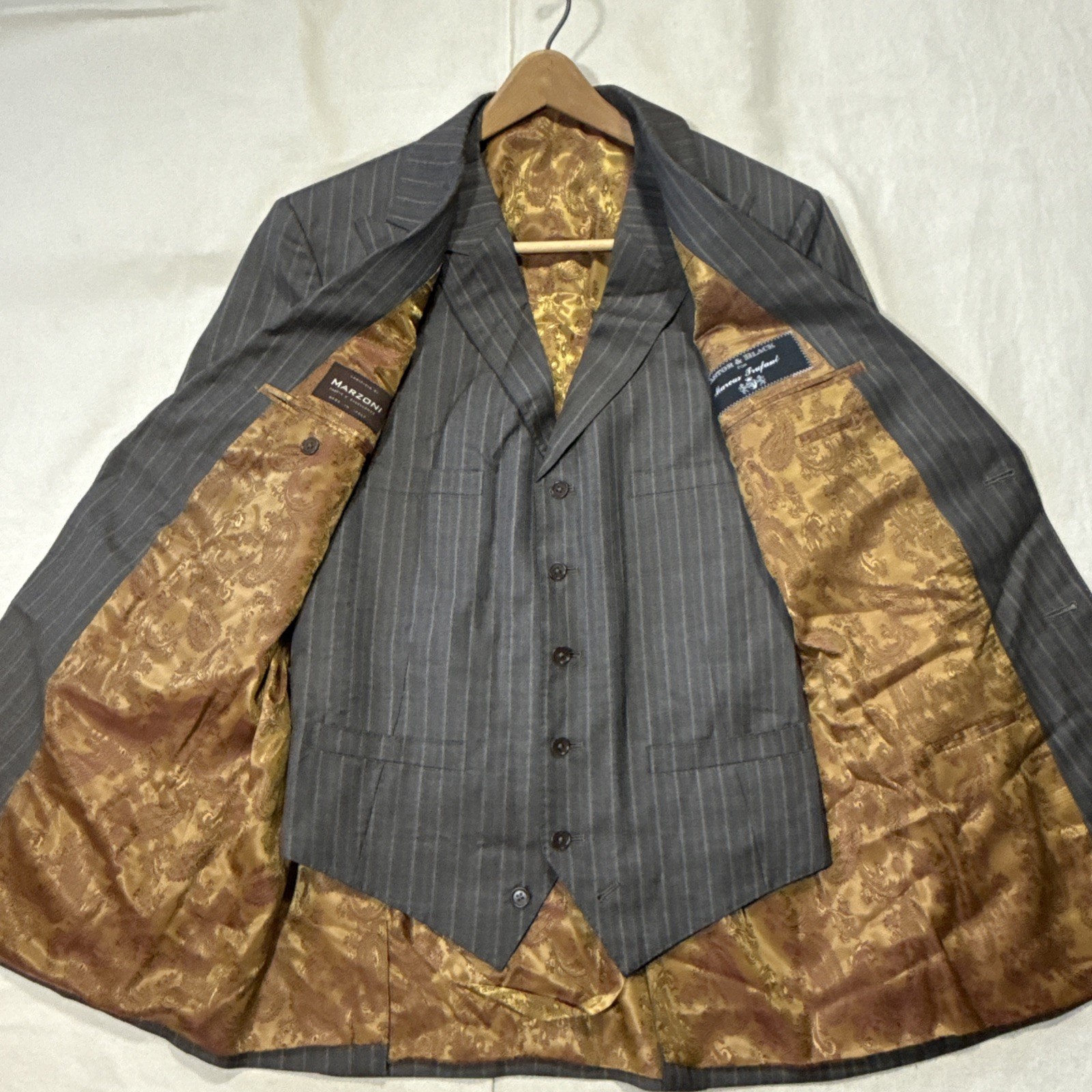 Astor & Black Marzoni Italy Wool Gray NFL Player Marcus Truphant 2 Piece
