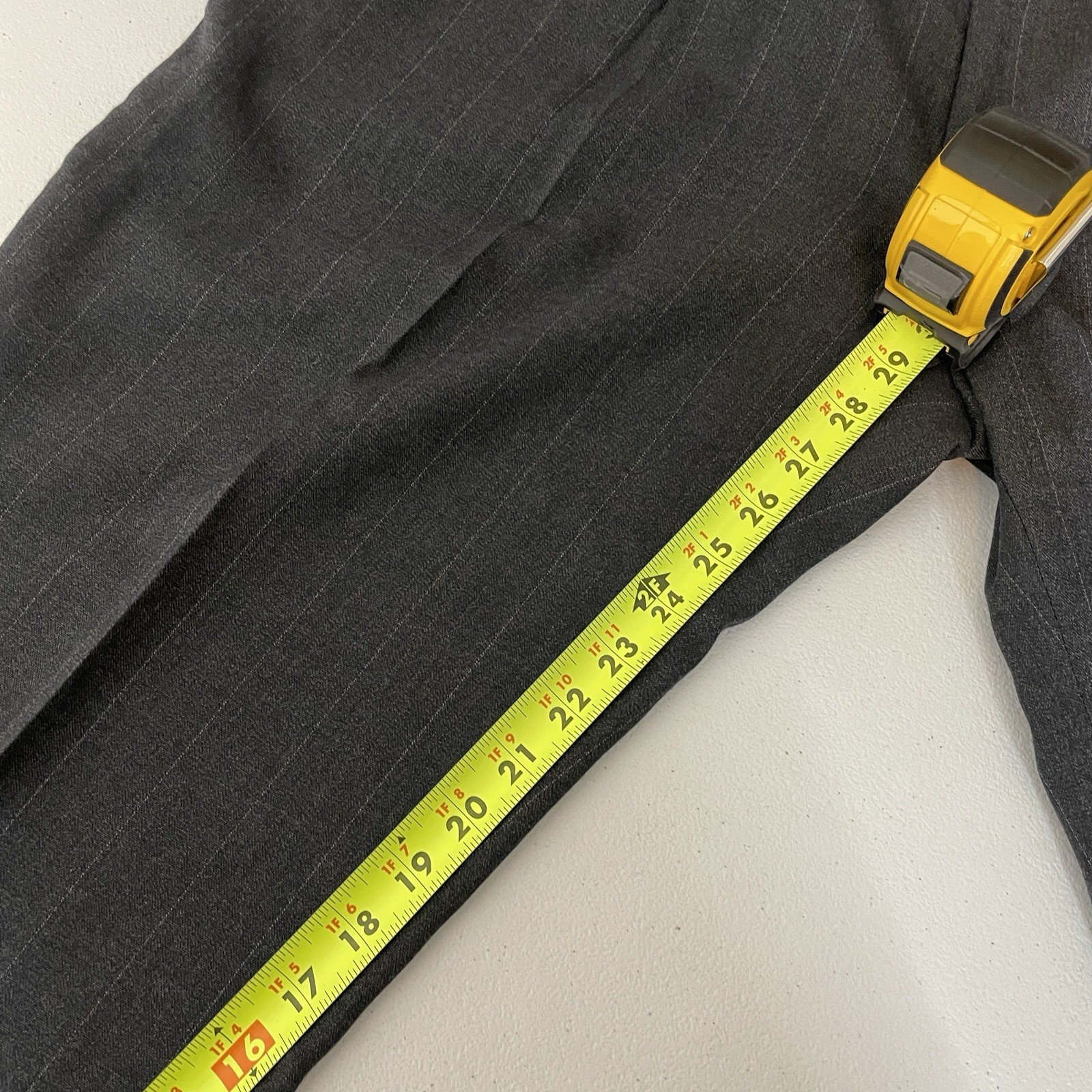 Executive Collection 2 Piece Suit Mens 44L 34×29 Gray Striped Double Breasted