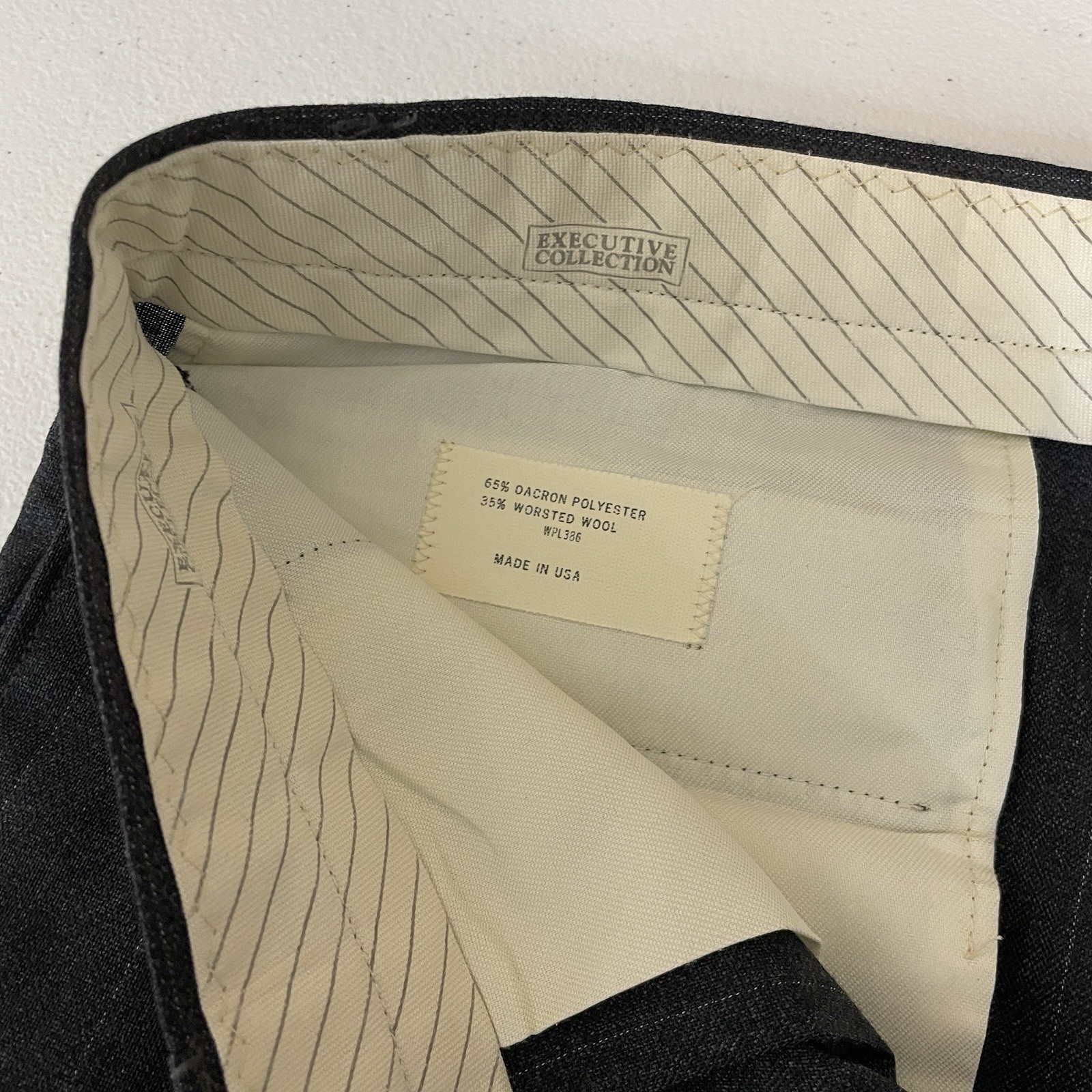 Executive Collection 2 Piece Suit Mens 44L 34×29 Gray Striped Double Breasted
