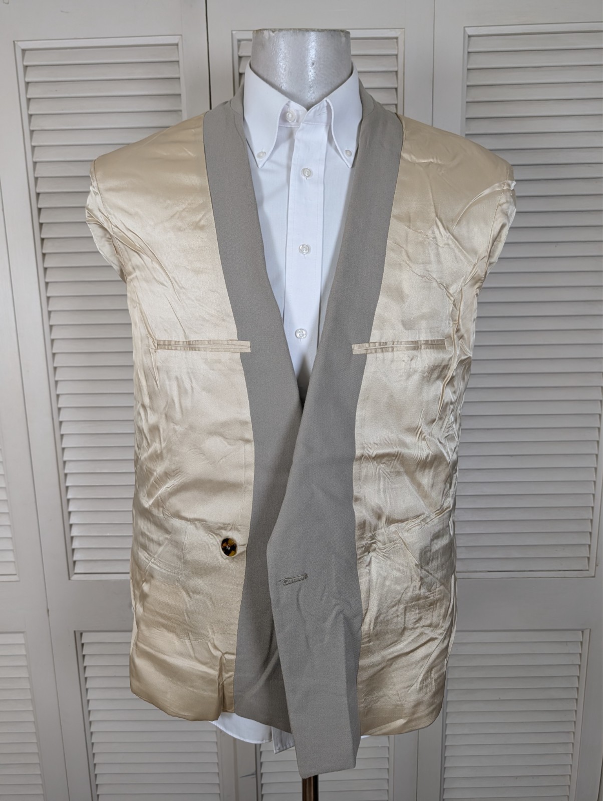 Vintage Bespoke 2 Piece Suit Mens 40R Pants 34×30 Light Beige Double Breast Peak