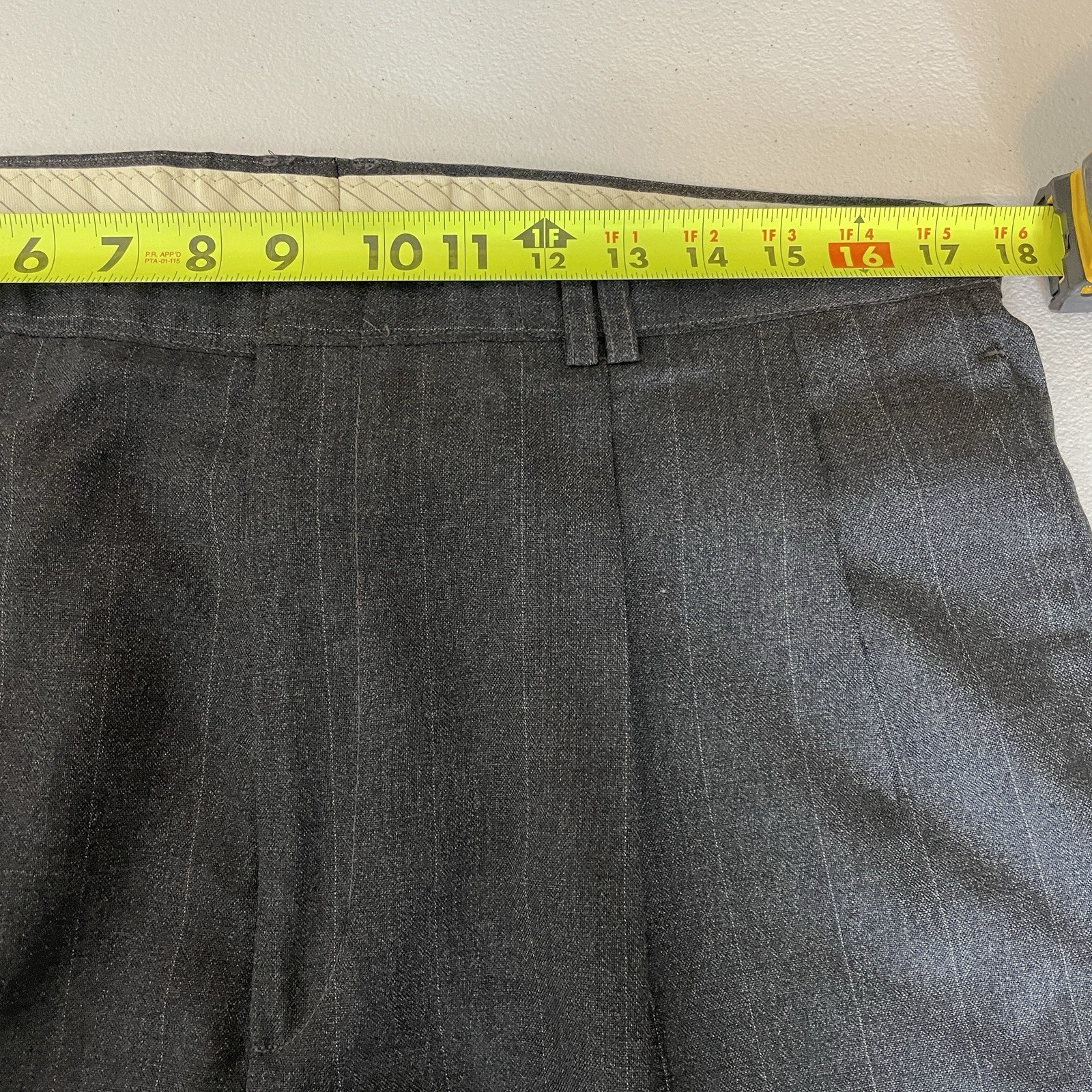 Executive Collection 2 Piece Suit Mens 44L 34×29 Gray Striped Double Breasted