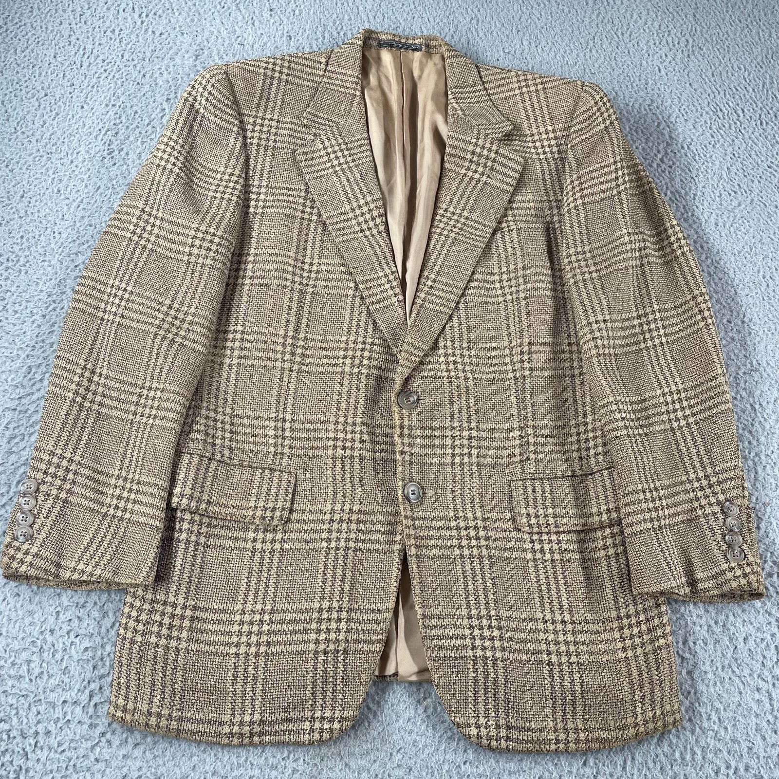 Corneliani 46R Beige Sport Coat Blazer Jacket Solid Wool Silk Blend Saks Fifth