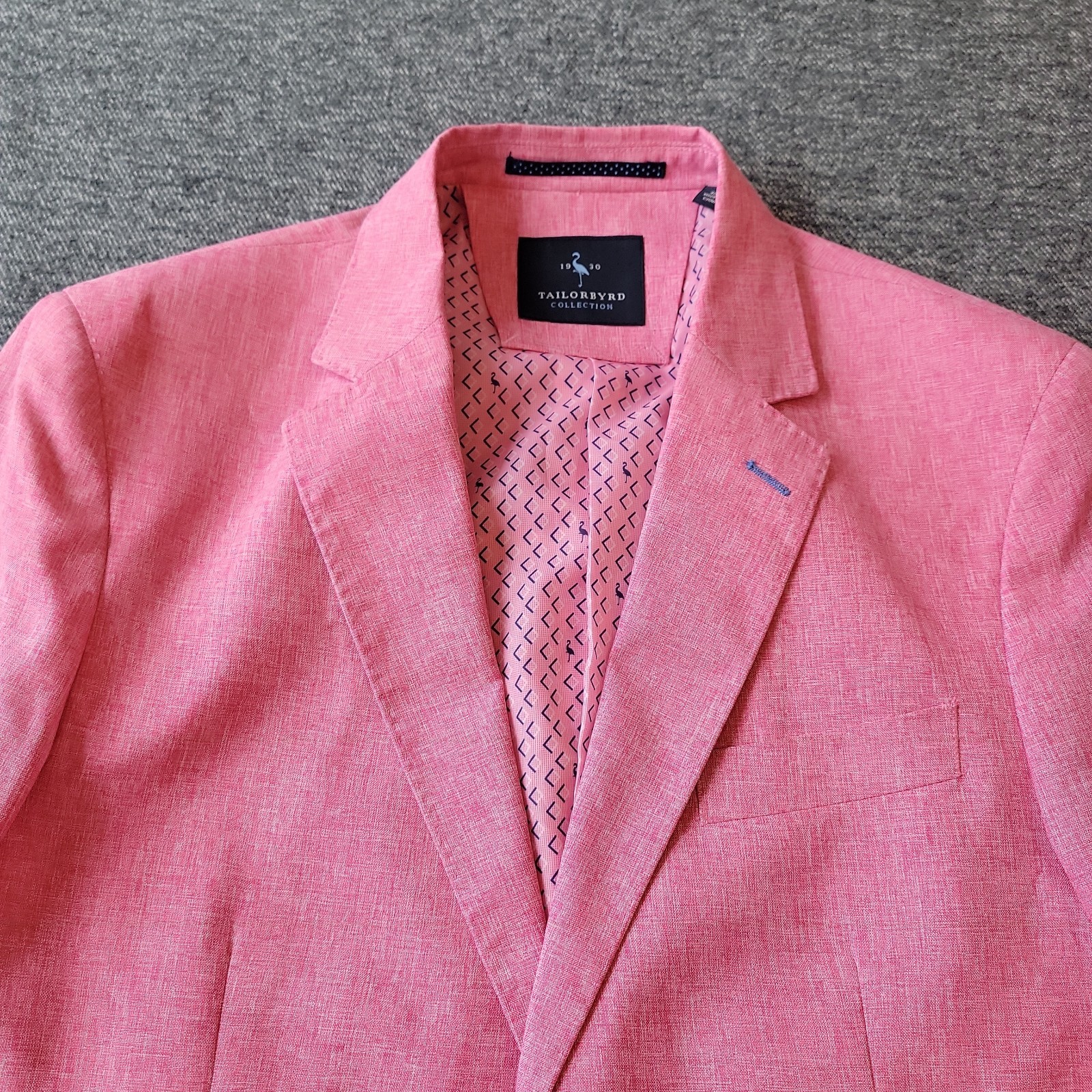 TailorByrd Jacket Men’s 40R Blazer Sport Coat Pink Chambray 2 Button Geometric
