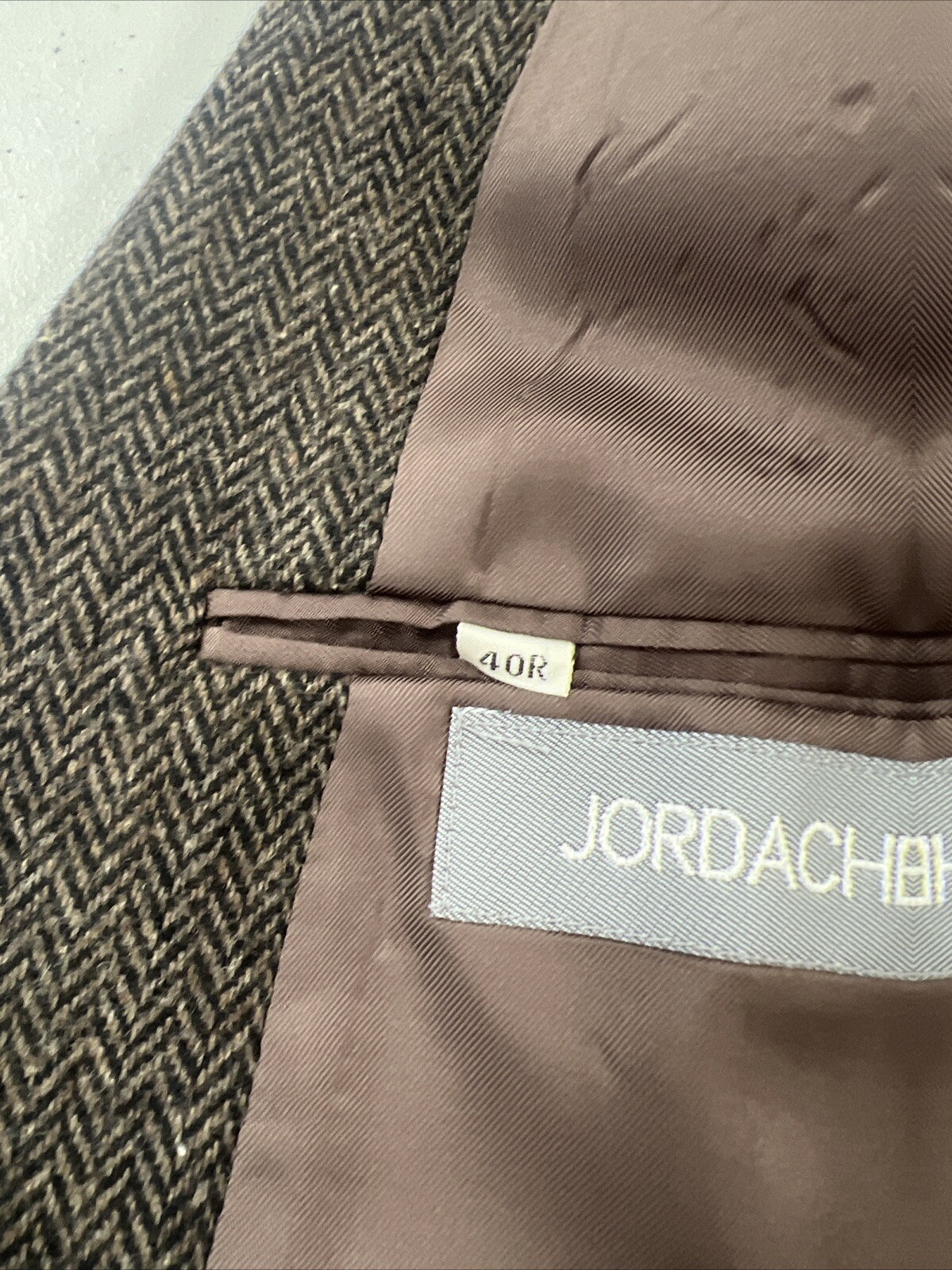 FALL/WINTER Jordache Men’s Dark Brown Herringbone Blazer 40R $395