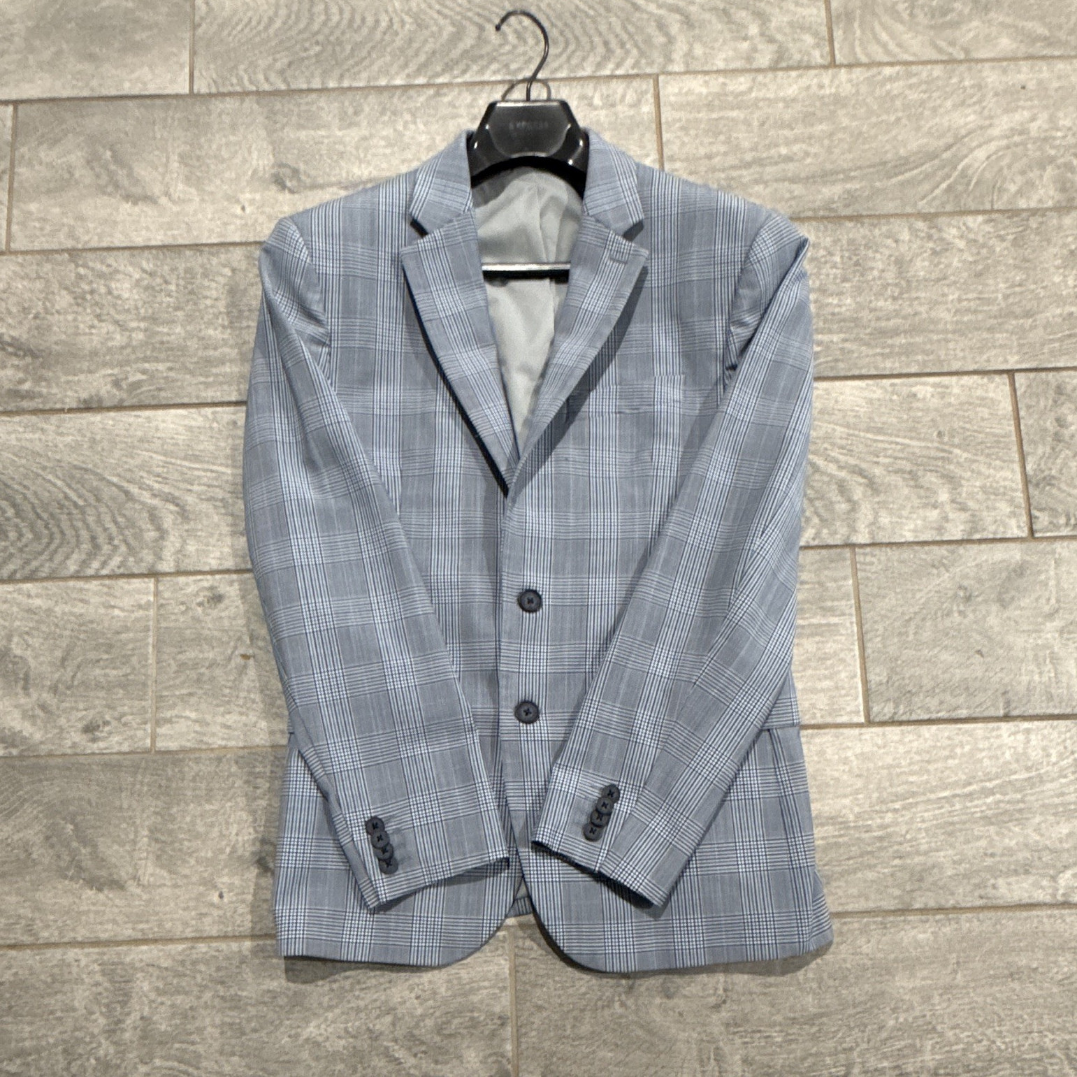 Express Men’s Extra-Slim Blue/Gray Plaid Two-Button Notch Lapel 38S